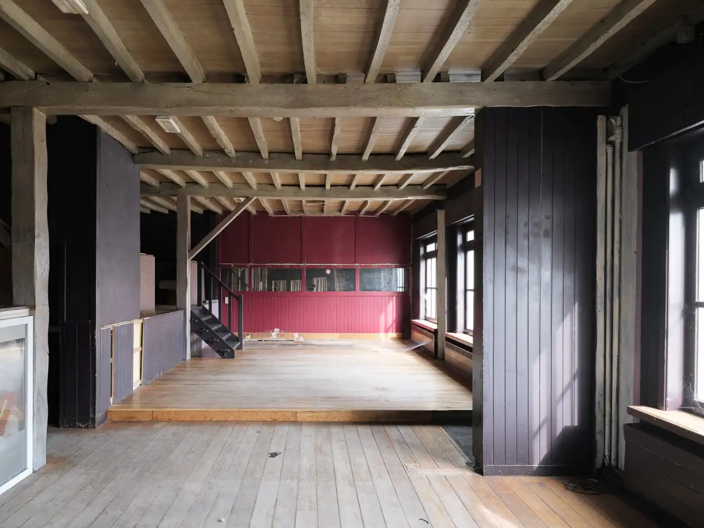 Ruime te renoveren handelszaak met feestzaal en woonmogelijkheid in Nazareth foto 3