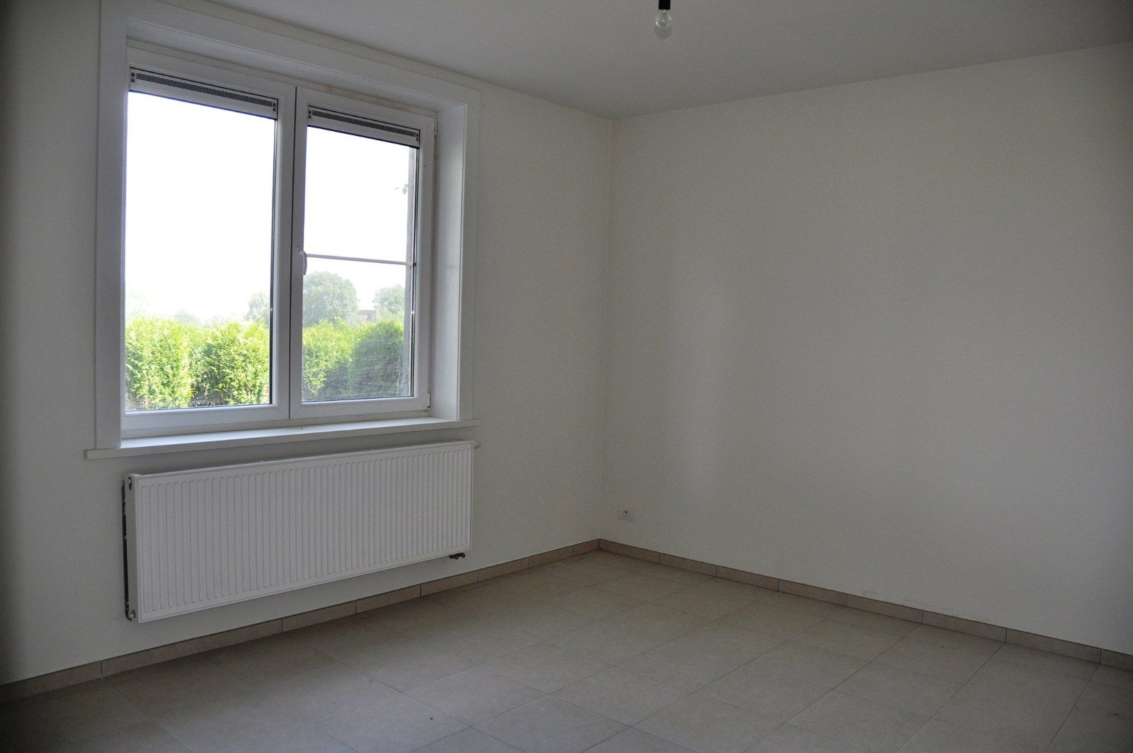 Woning met 3 slaapkamers en magazijn foto 7