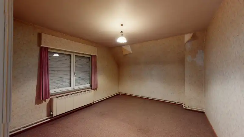 Woning van 155m² in open bebouwing op 10 are 30ca foto 12