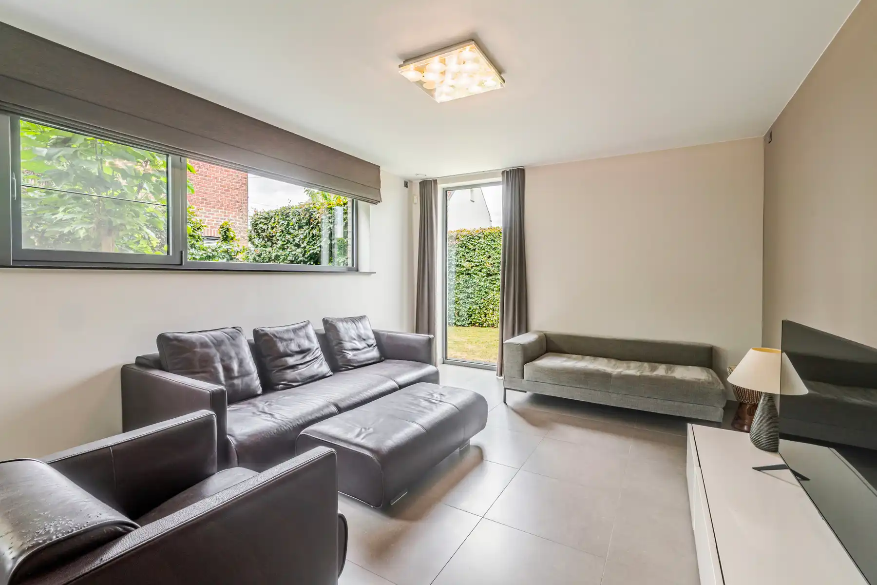 Prachtige villa met 4 slaapkamers in doodlopende straat foto 14