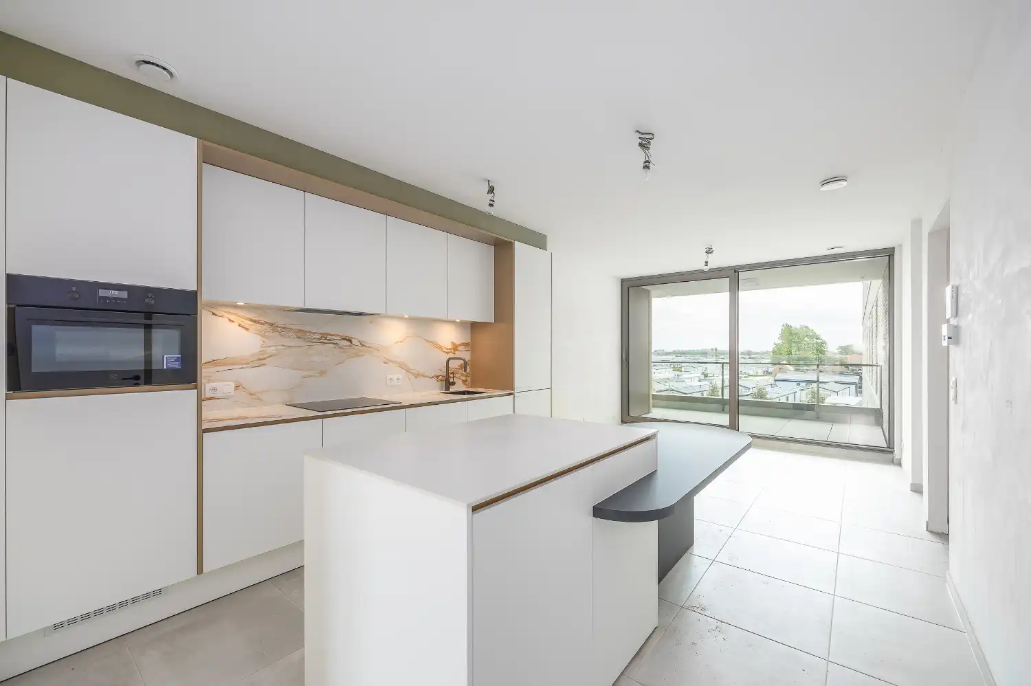 Nieuwbouwappartement met 2 slaapkamers te koop in Middelkerke foto {{pictureIndex}}