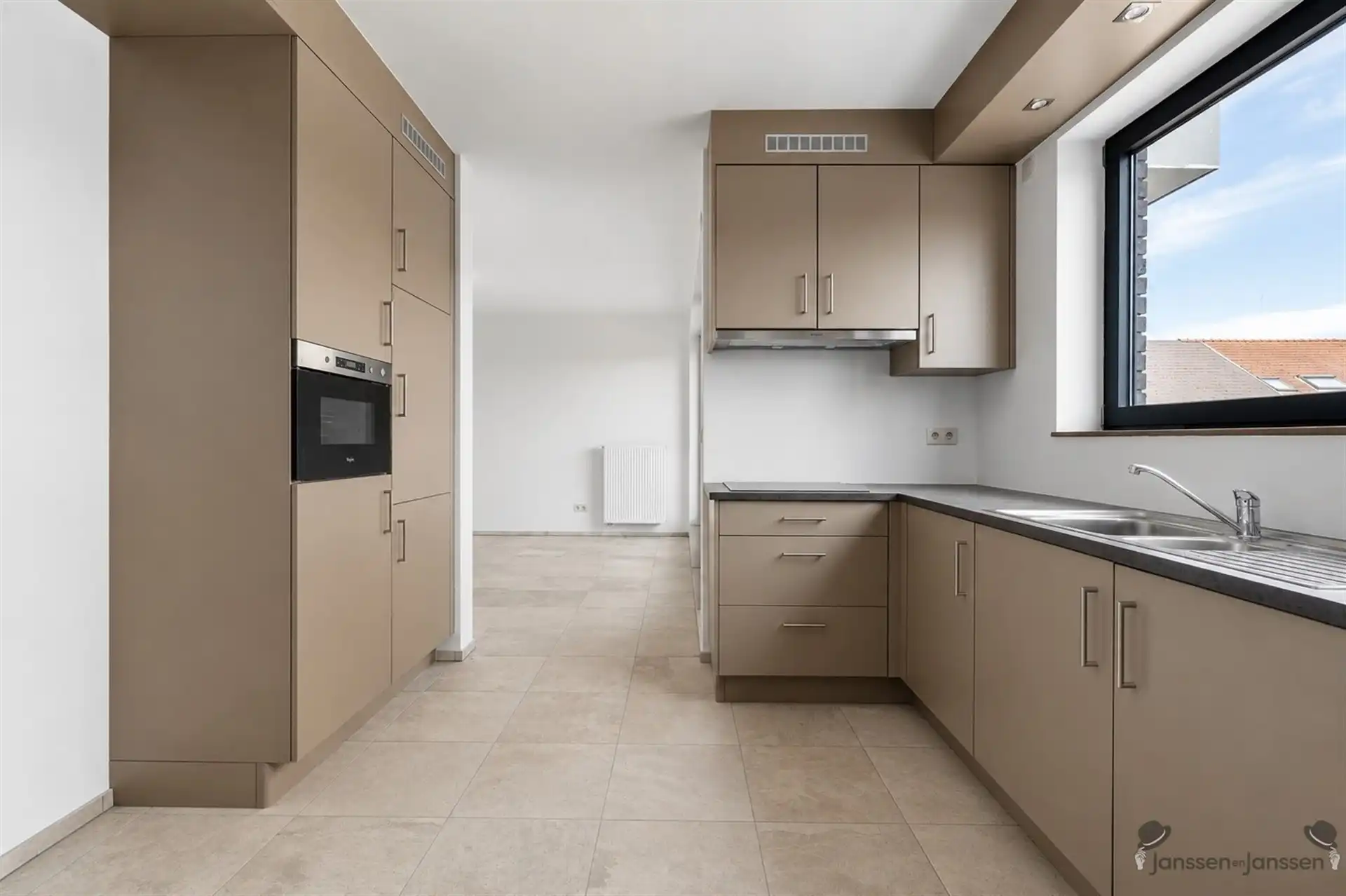 Instapklaar appartement van 103 m² op een gunstige ligging foto 7
