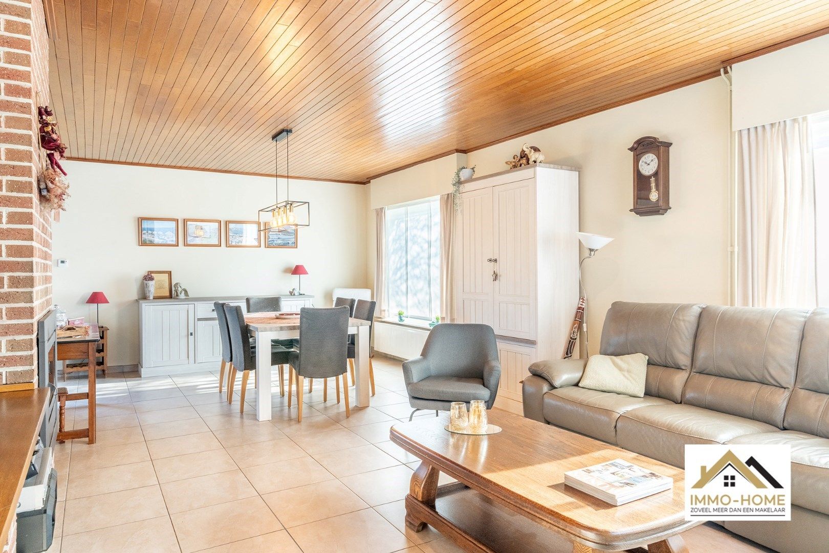 Ruime instapklare woning op rustige ligging foto 2
