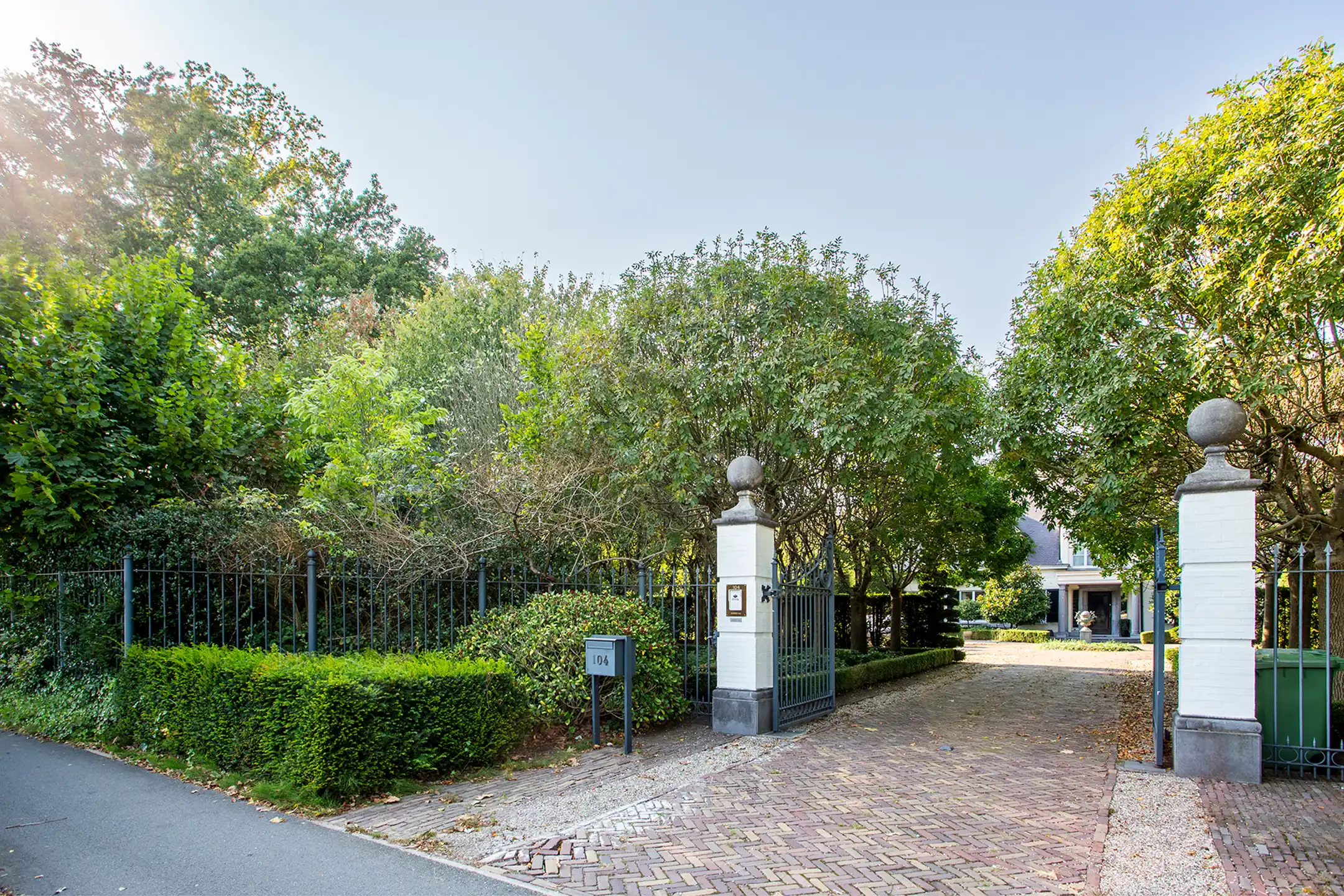 Exclusieve villa op 1.1ha met binnenzwembad, spa en lift  foto 3