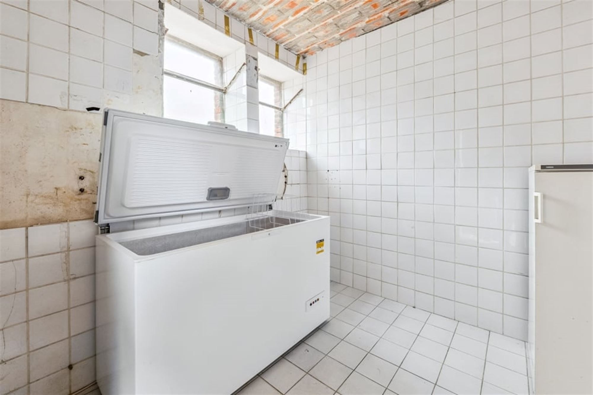 CHARMANTE HOEVE OP EEN PERCEEL VAN 14A IN HEERS  foto 32