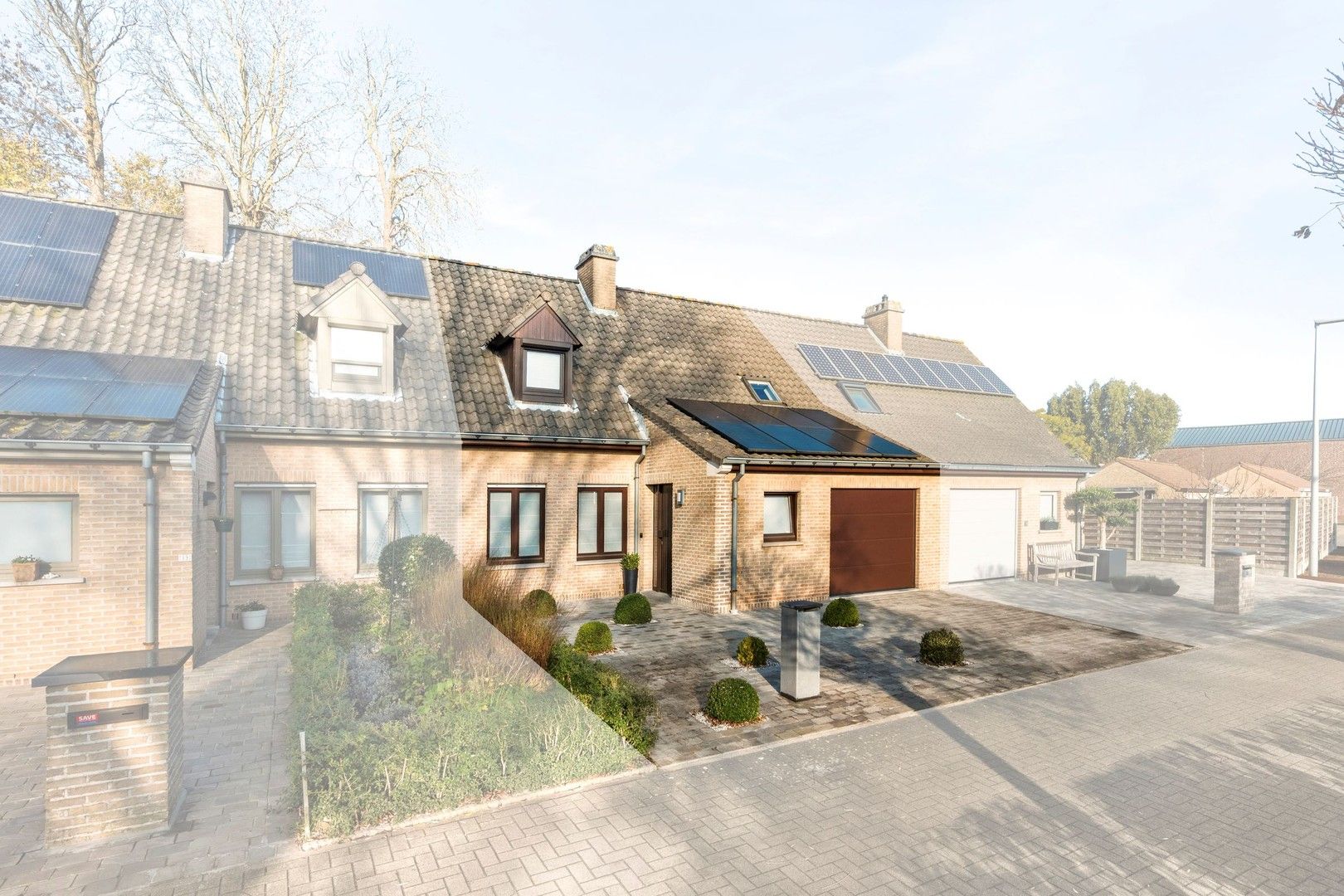 Instapklare, verzorgde en energiezuinige woning met garage,  3 slaapkamers en tuintje te Marke foto {{pictureIndex}}