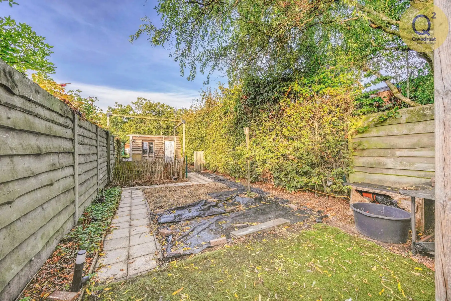 Gerenoveerde instapklare woning met grote tuin foto 42
