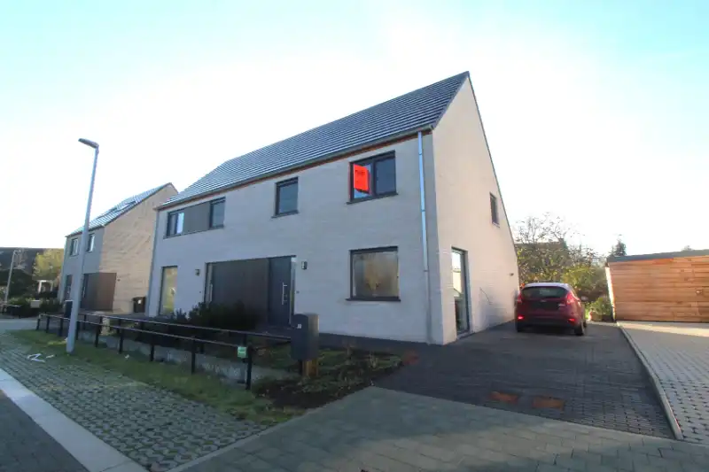 Energiezuinige halfopen woning te huur in Sijsele foto 14