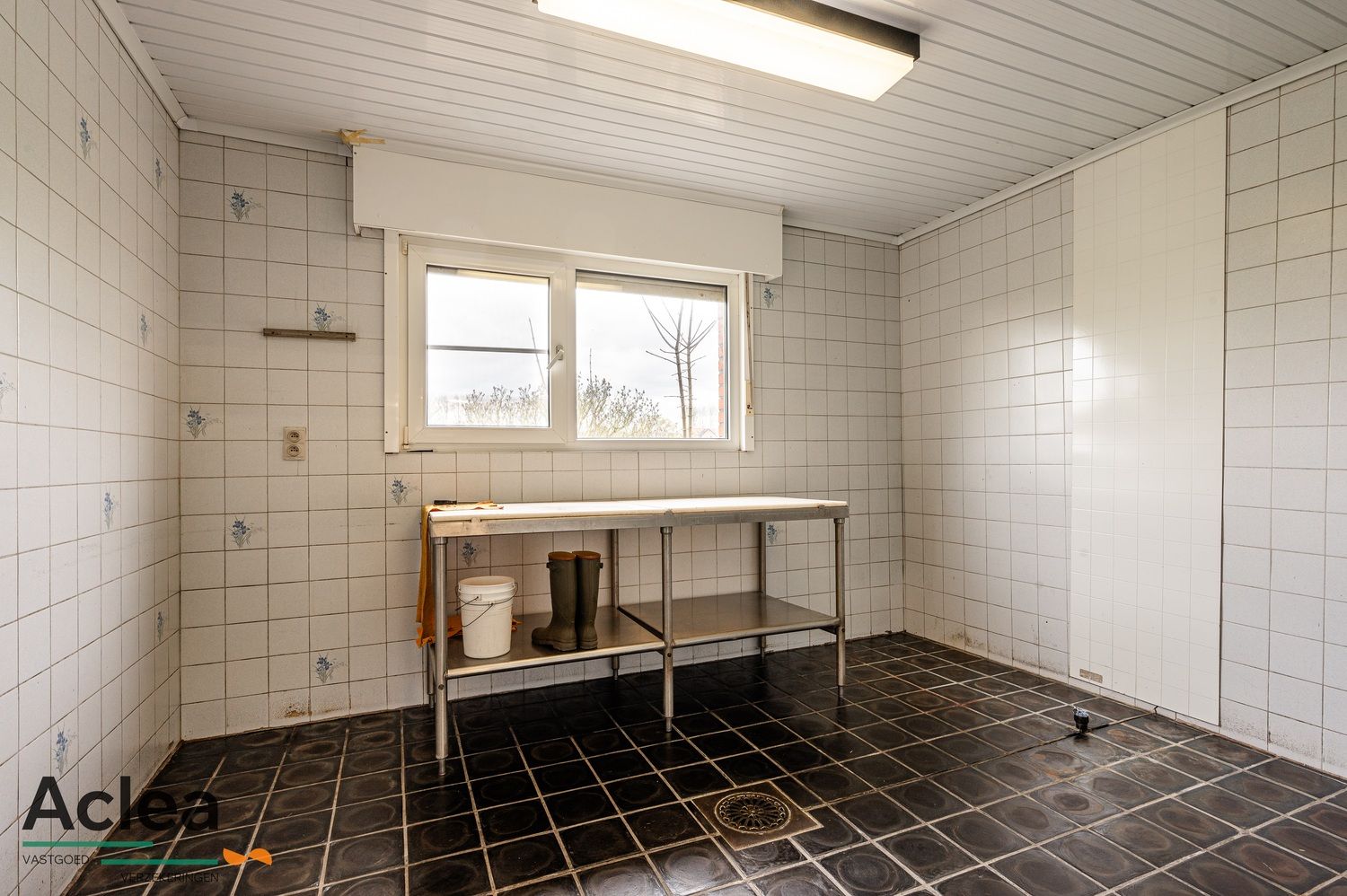 Rijwoning  met handelspand en prachtig polderzicht foto 12