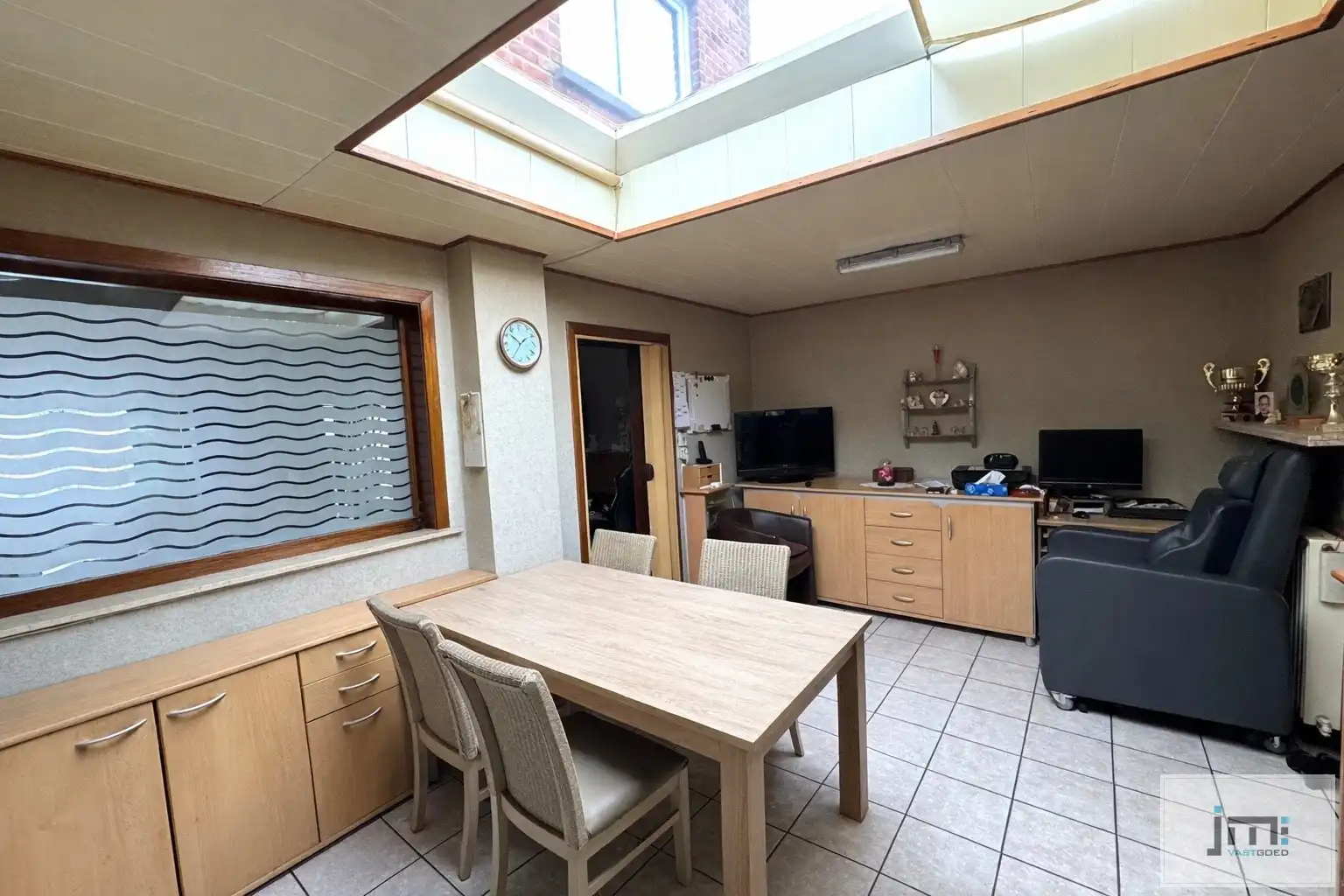 Charmante gezinswoning met tuin nabij centrum Borgloon foto 6