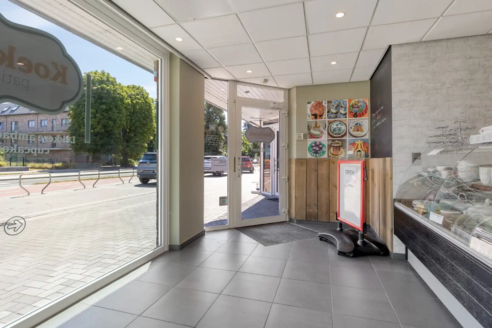 Commercieel handelspand op toplocatie met opsplitsingsmogelijkheden !  foto 4