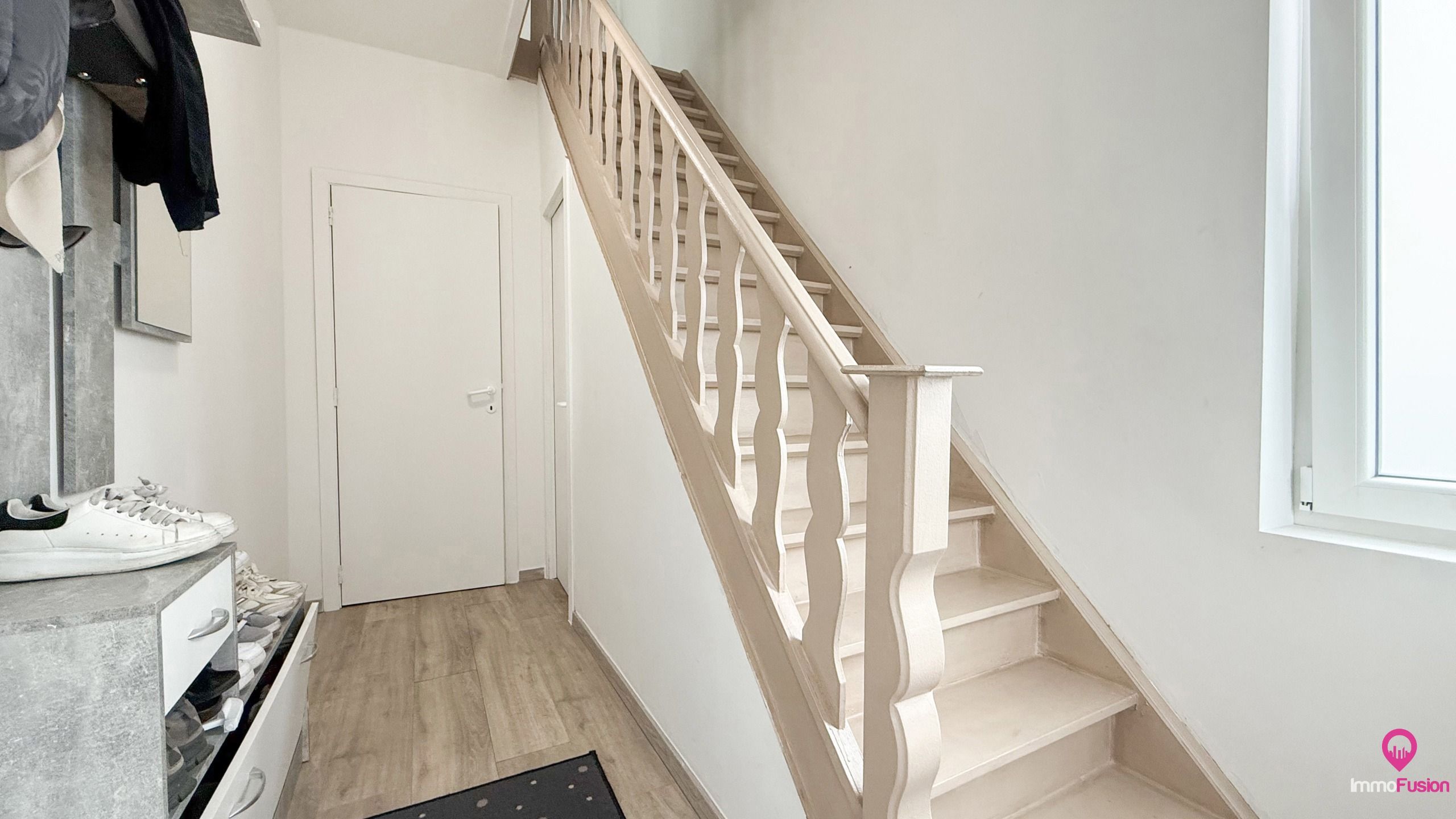 Instapklare woning met 4 slaapkamers – gerenoveerd in 2023! foto 21