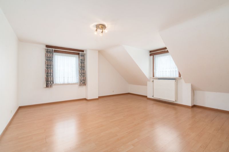Ruime Instapklare woning 3 slaapkamers ! foto 15