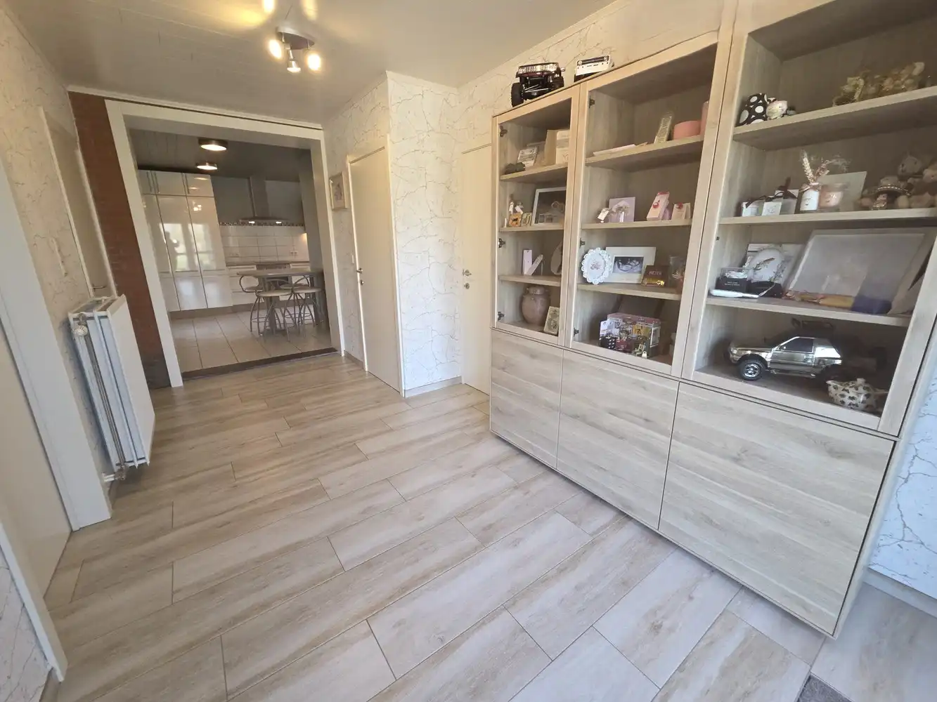 Zeer rustig gelegen laagbouwwoning, 3 slaapkamers, instapklaar op een perceel van 790m² foto 9