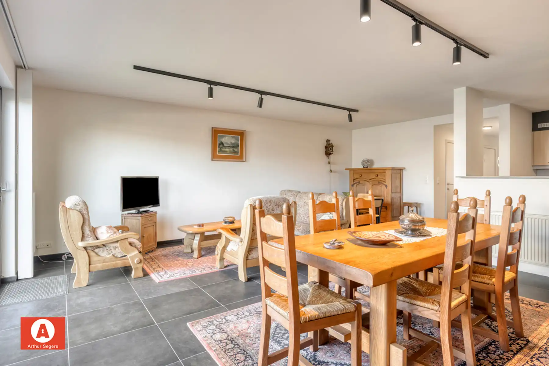 Energiezuinig gelijkvloers appartement met garage foto 5