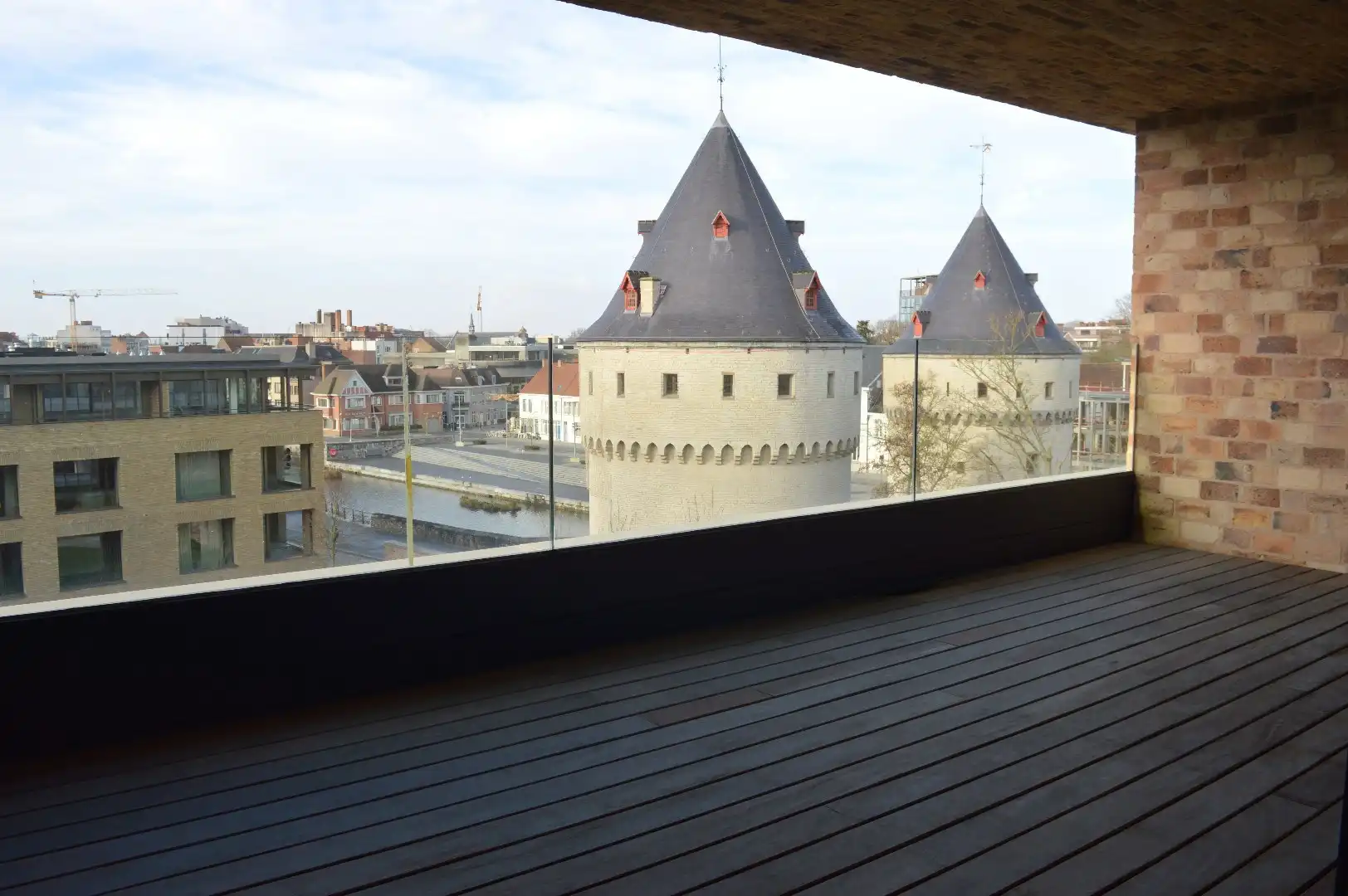 Luxe appartement in het hartje van Kortrijk aan Leie en Broeltorens foto 16