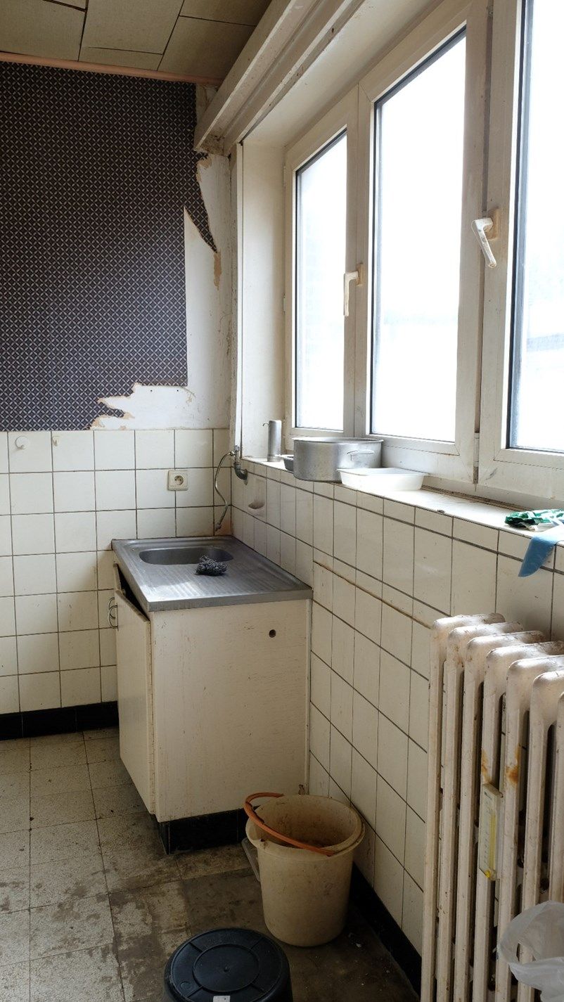 Te renoveren appartement met 2 slaapkamers foto 8