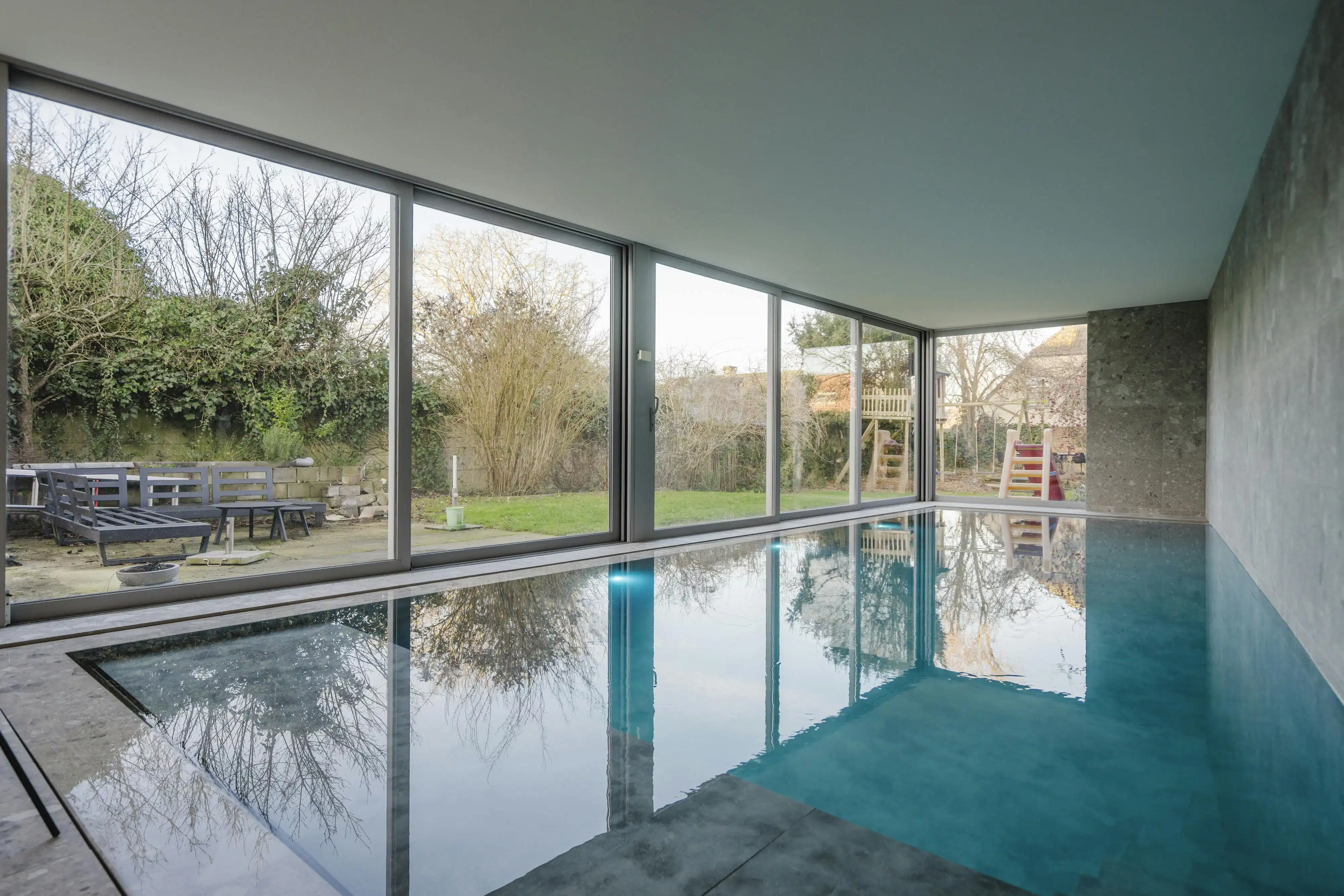 Gerenoveerde burgerwoning met 5 kamers te koop Beveren-Leie foto 7