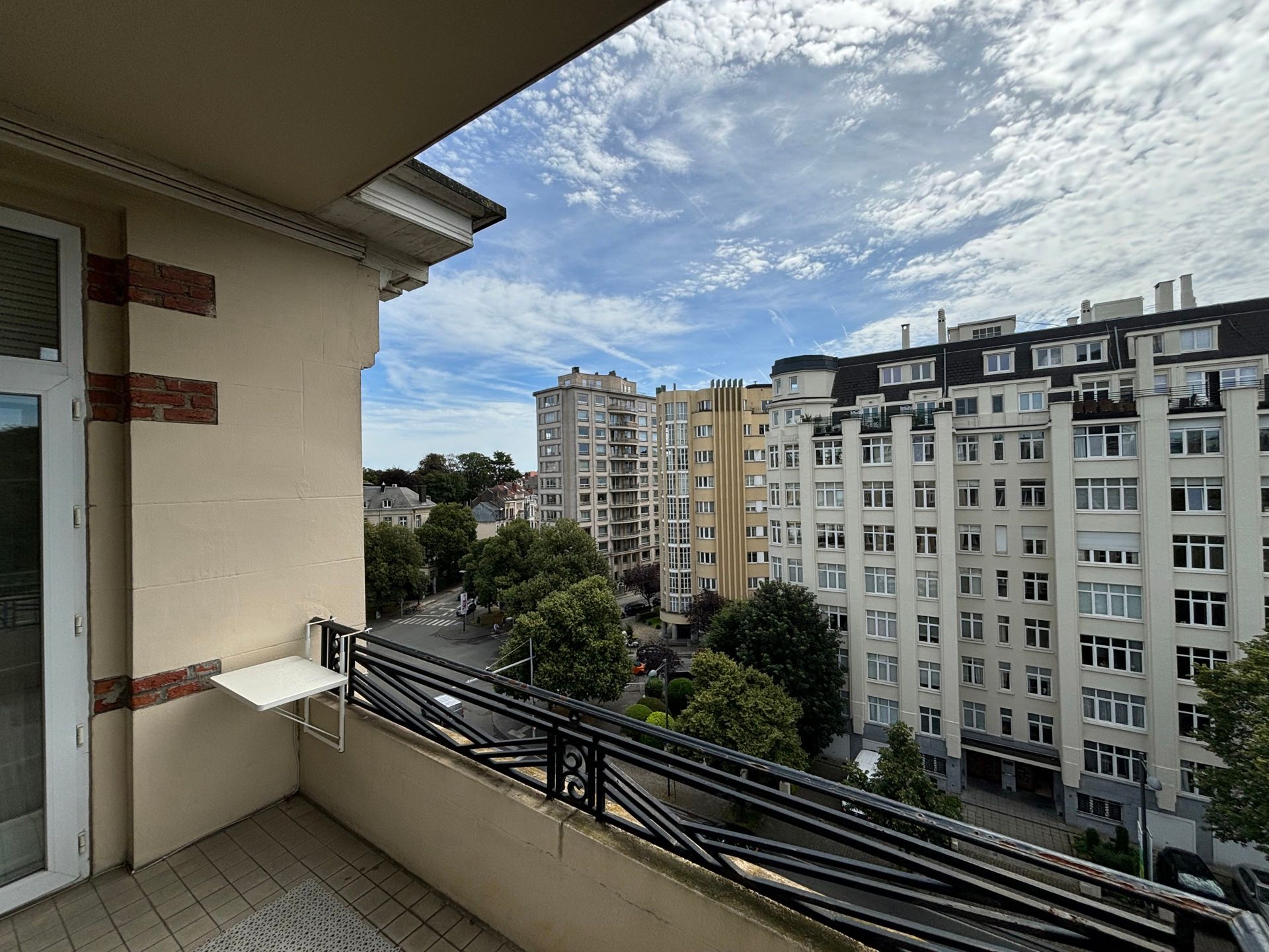 Elsene, prestigieuze gemeubelde flat 2 slaapkamers + bureau foto 21