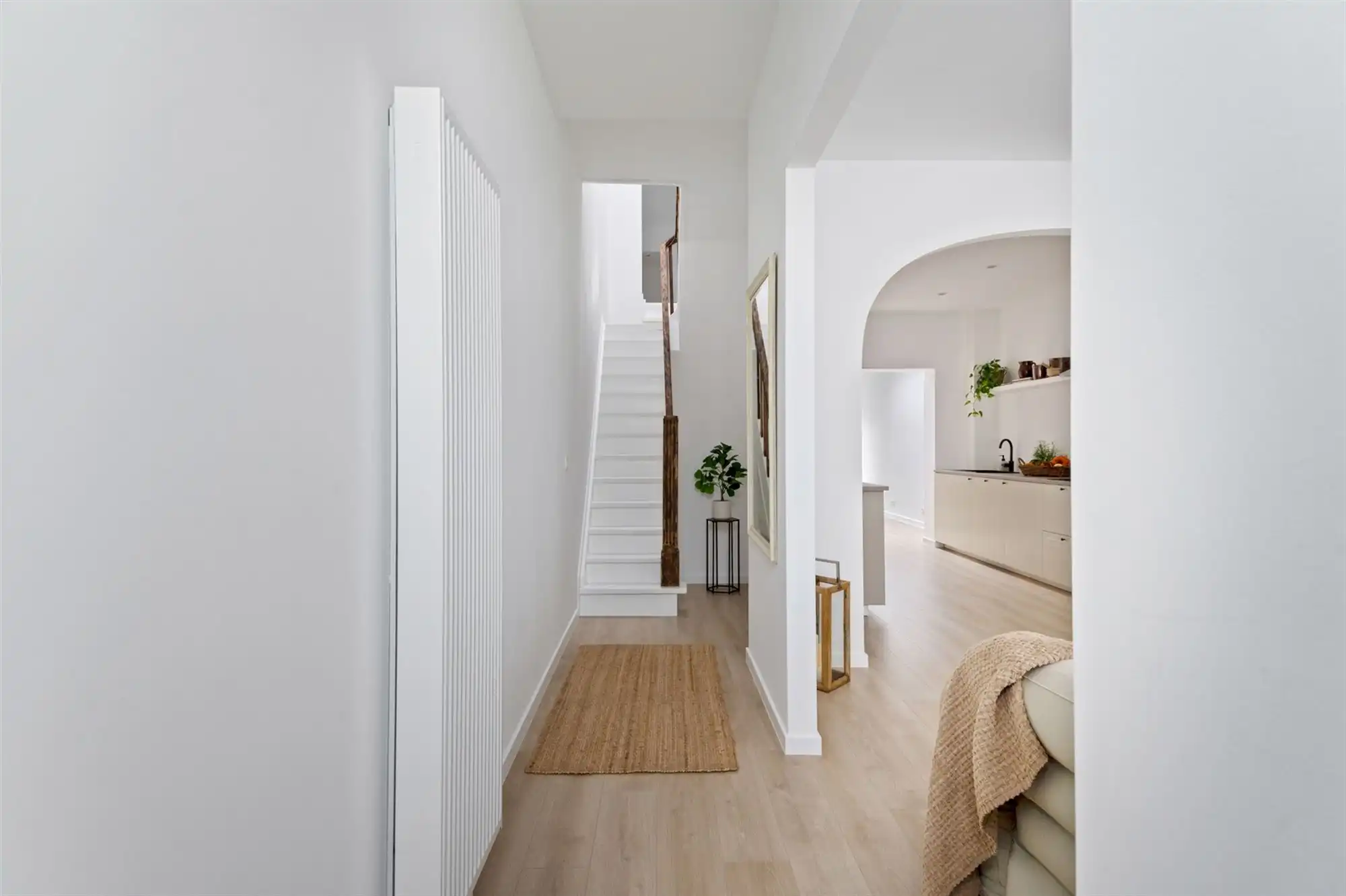 Volledig gerenoveerde woning met 3 slaapkamers foto 13