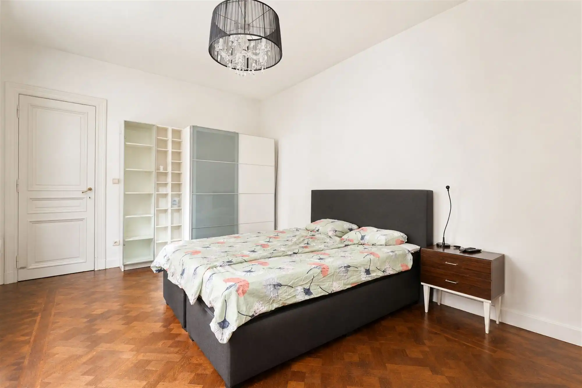 Charmant appartement (80m²) vlakbij centrum Antwerpen foto 9