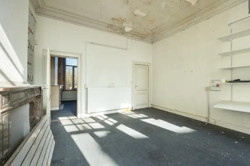 --- NIEUW --- Commercieel pand met bovenliggende woonstmogelijkheden op toplocatie! foto 11