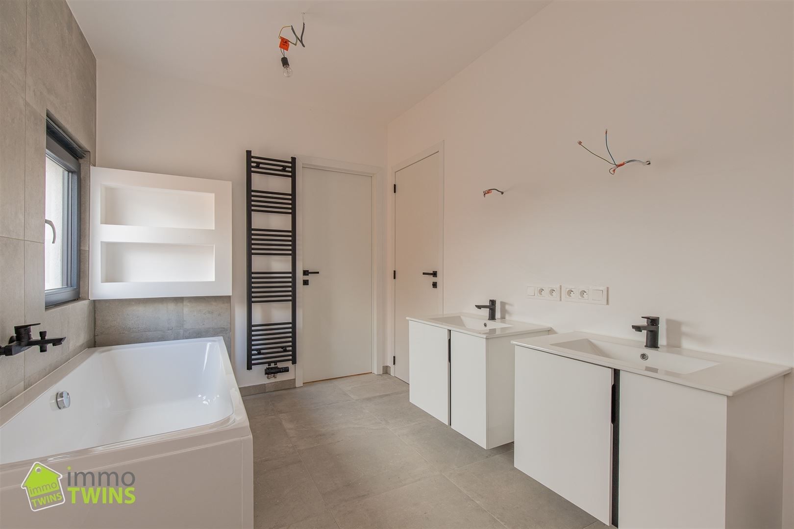 Volledig gerenoveerde gezinswoning met ruime tuin te Lebbeke foto 20
