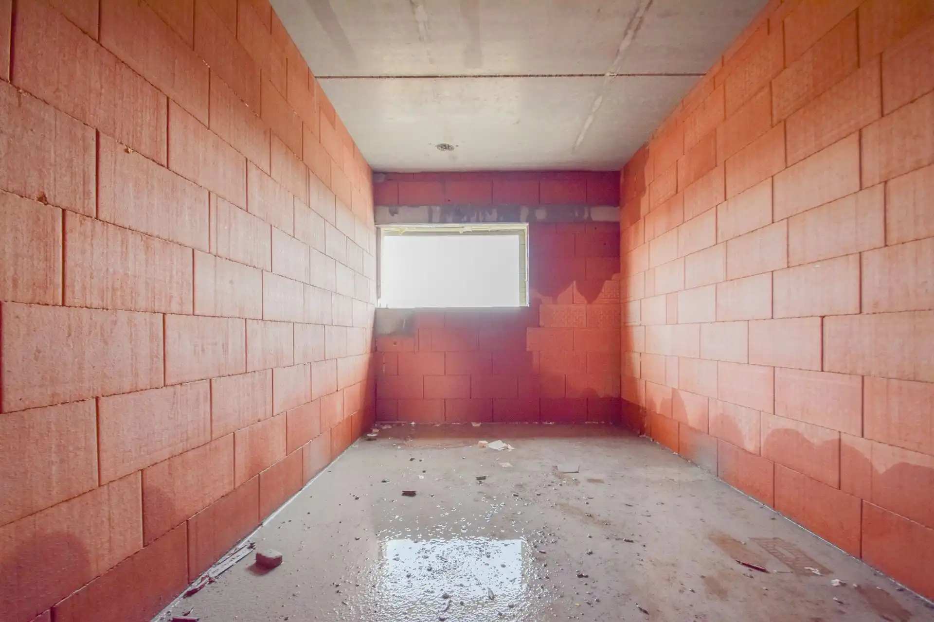 Nieuwbouwwoning met tuin & parking in een doodlopende straat foto 14