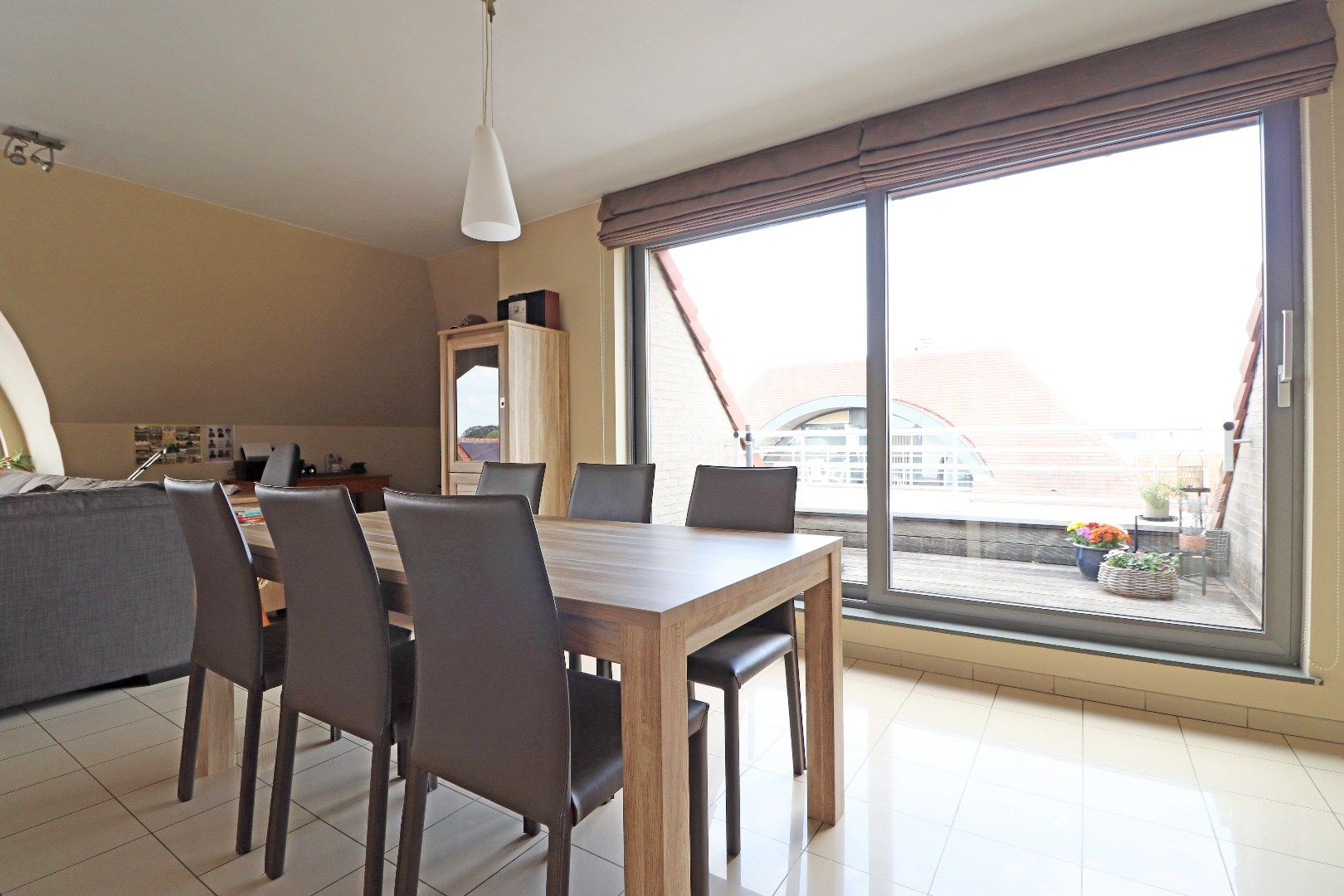 Centraal gelegen appartement met mooi zicht foto 4