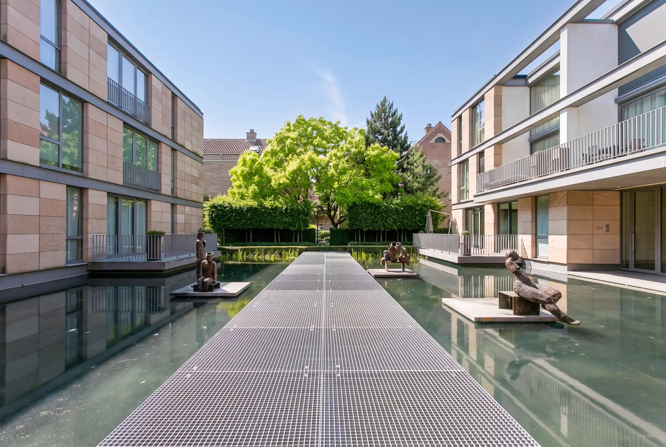 ANTWERPEN SINT-ANDRIES - Ruim appartement met mooi terras  foto {{pictureIndex}}