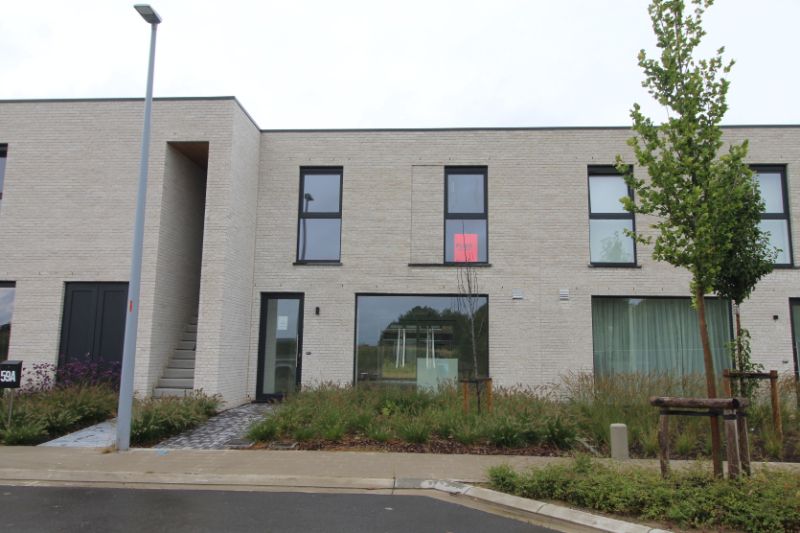 Zeer energiezuinige nieuwbouwwoning te Roeselare foto 12