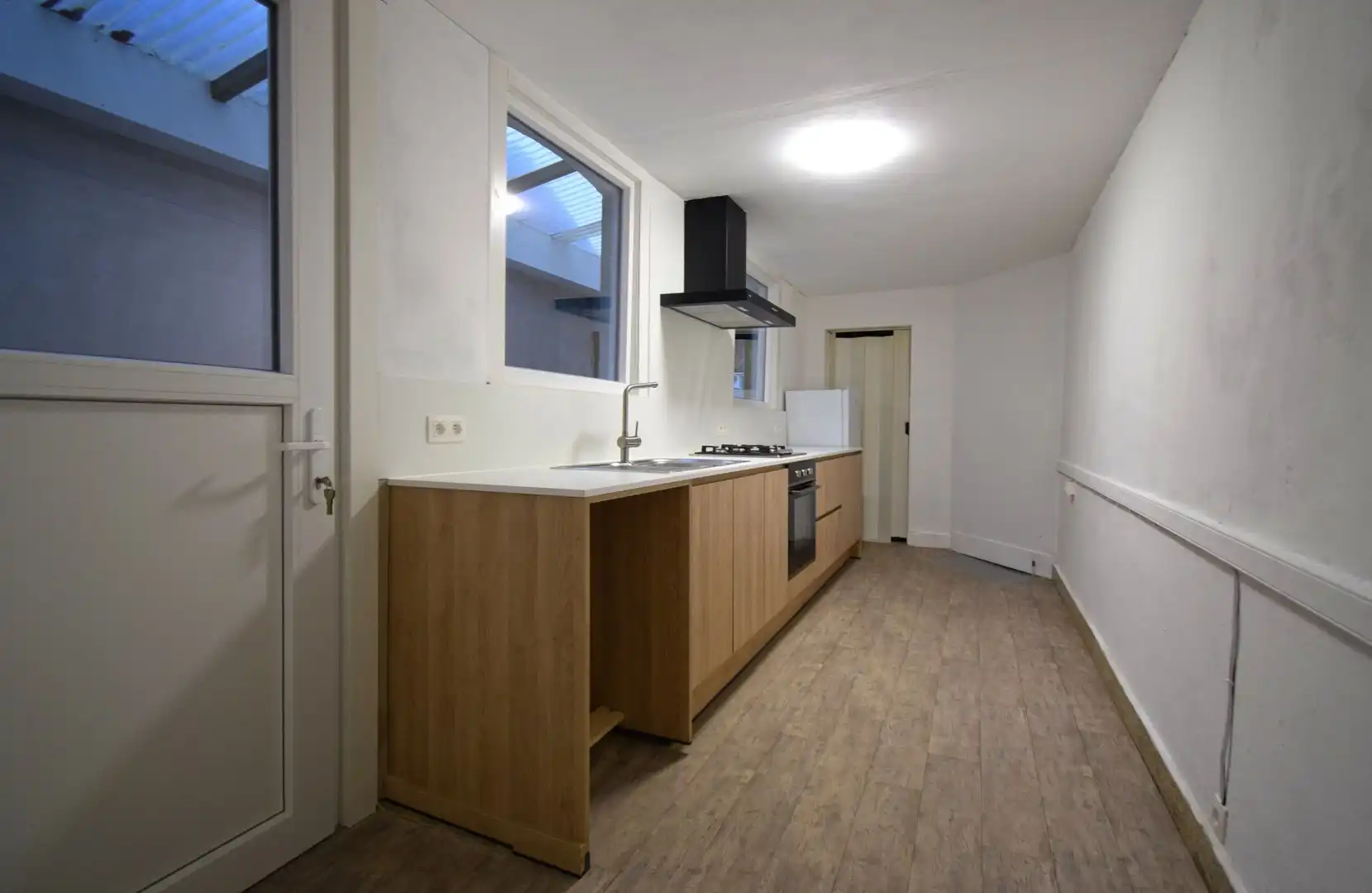 GERENOVEERDE INSTAPKLARE KNUSSE RIJWONING foto 3