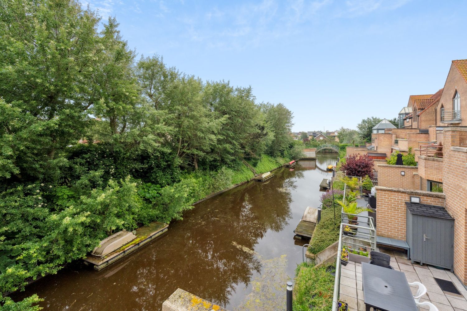 Ruim vier slaapkamer appartement met zongericht terras en zicht op het water foto 20