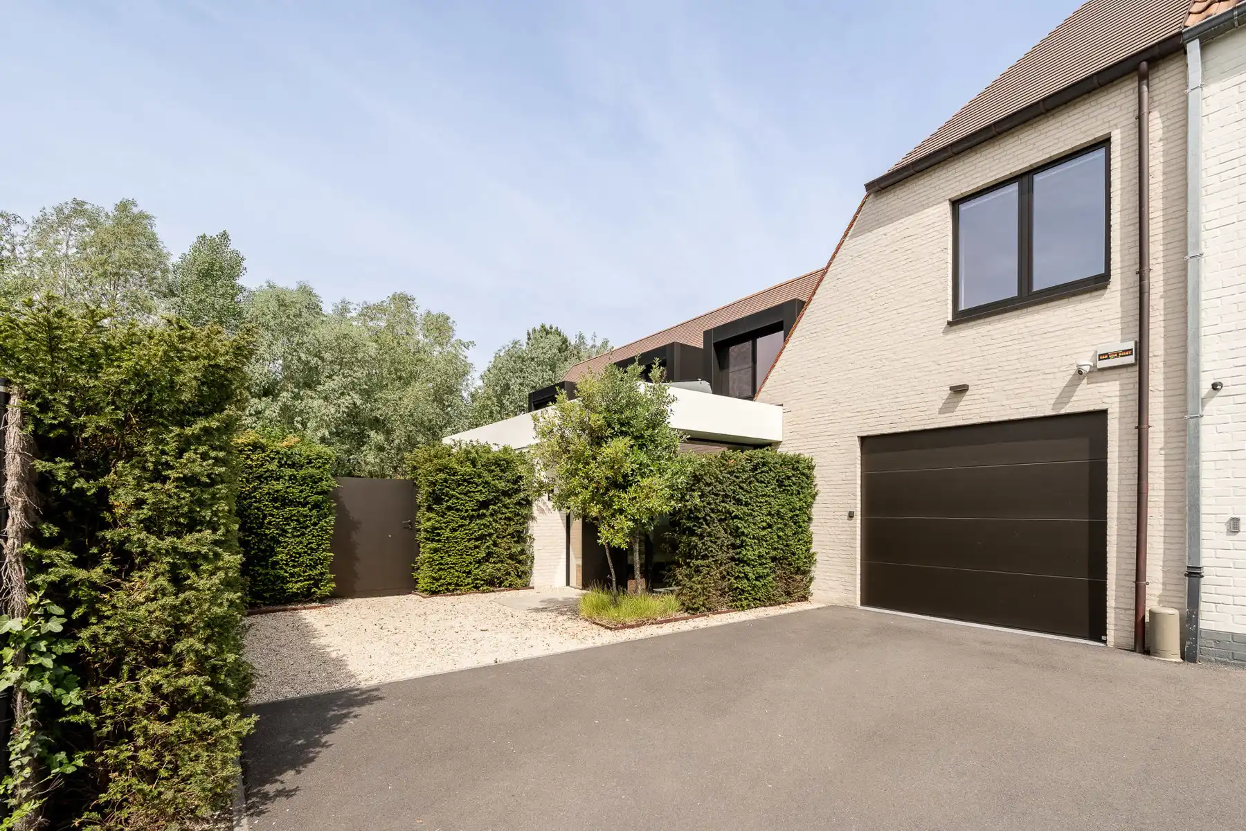 Prachtig vernieuwde villa op een rustige ligging foto 9