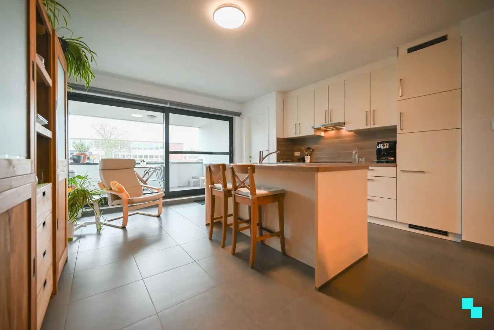 Lichtrijk tweeslaapkamer appartement te hartje Izegem foto 15