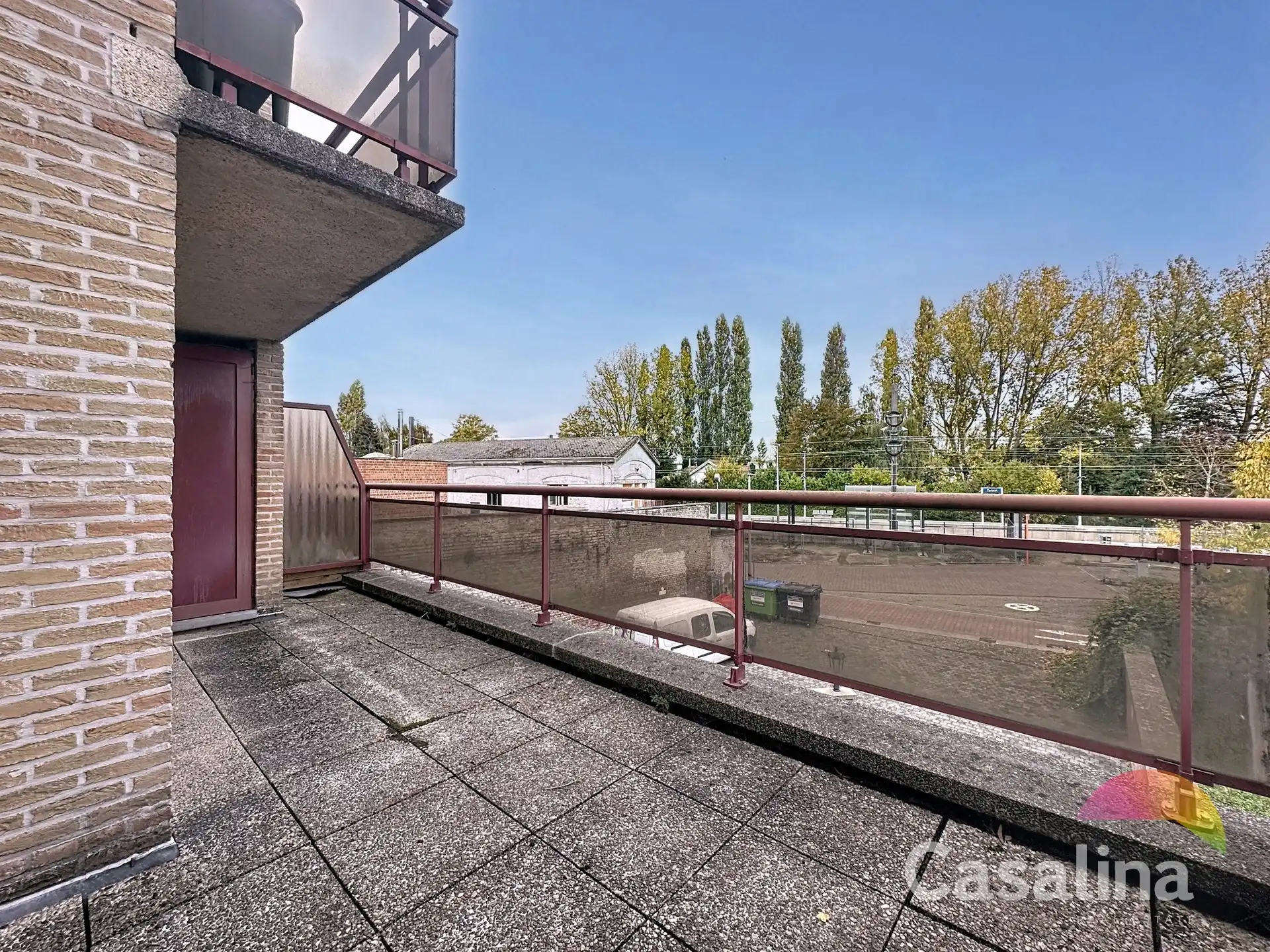 Gemengd gebouw bestaande uit 2 handelsruimtes en 4 woonunits foto 14