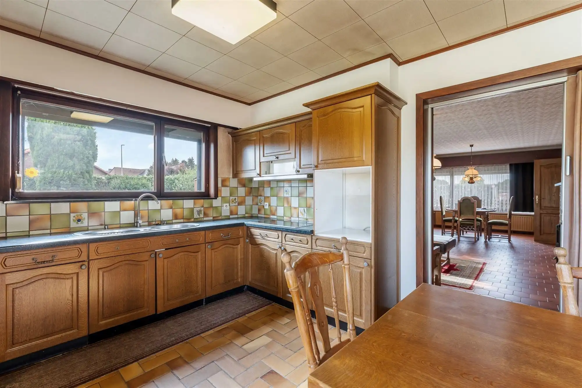 OP TE FRISSEN WONING MET 4 SLAAPKAMERS RUSTIG GELEGEN OP EEN PERCEEL VAN 7A41CA TE PAAL foto 9