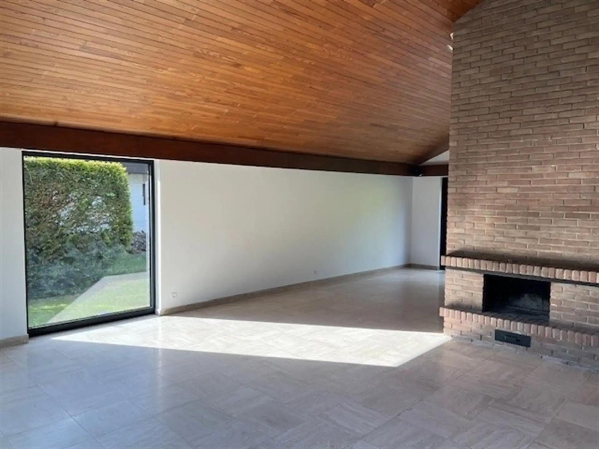 Charmante villa op goede locatie foto 12
