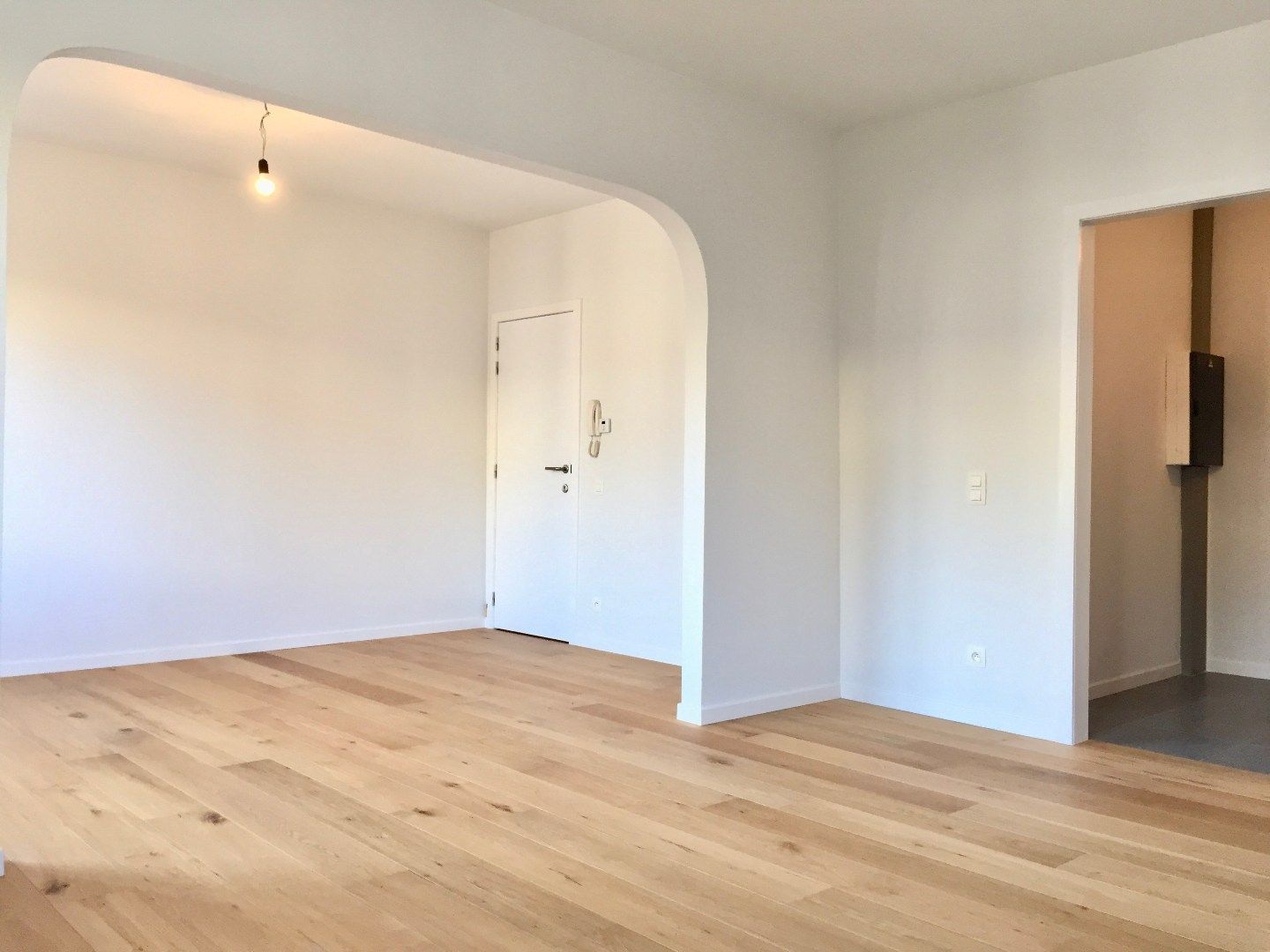 Ruim appartement met 1 slk foto 4