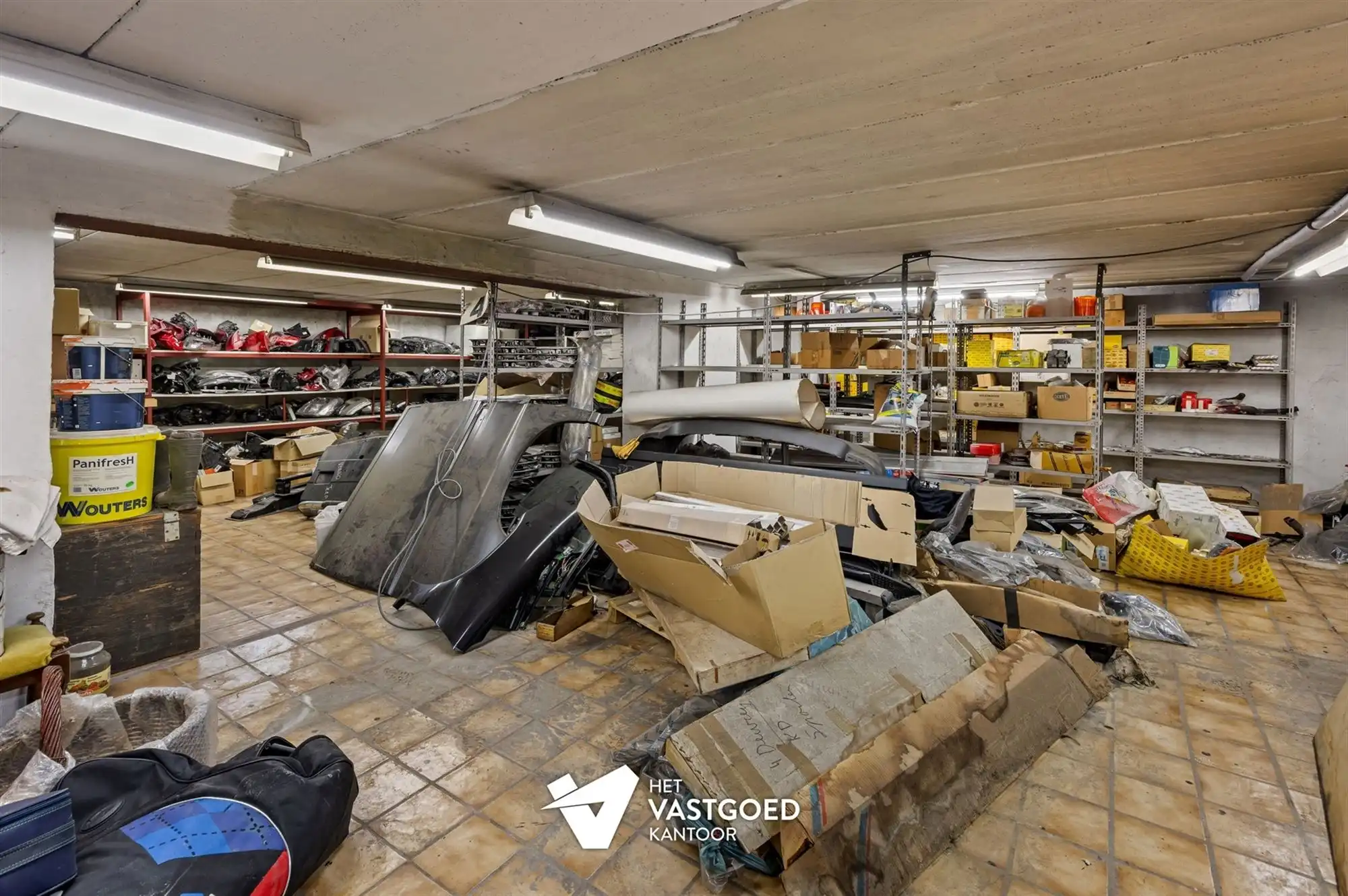 OVER TE NEMEN GARAGE (800M²) EN TANKSTATION GELEGEN OP EEN PERCEEL VAN 2727M² TE HAM foto 36