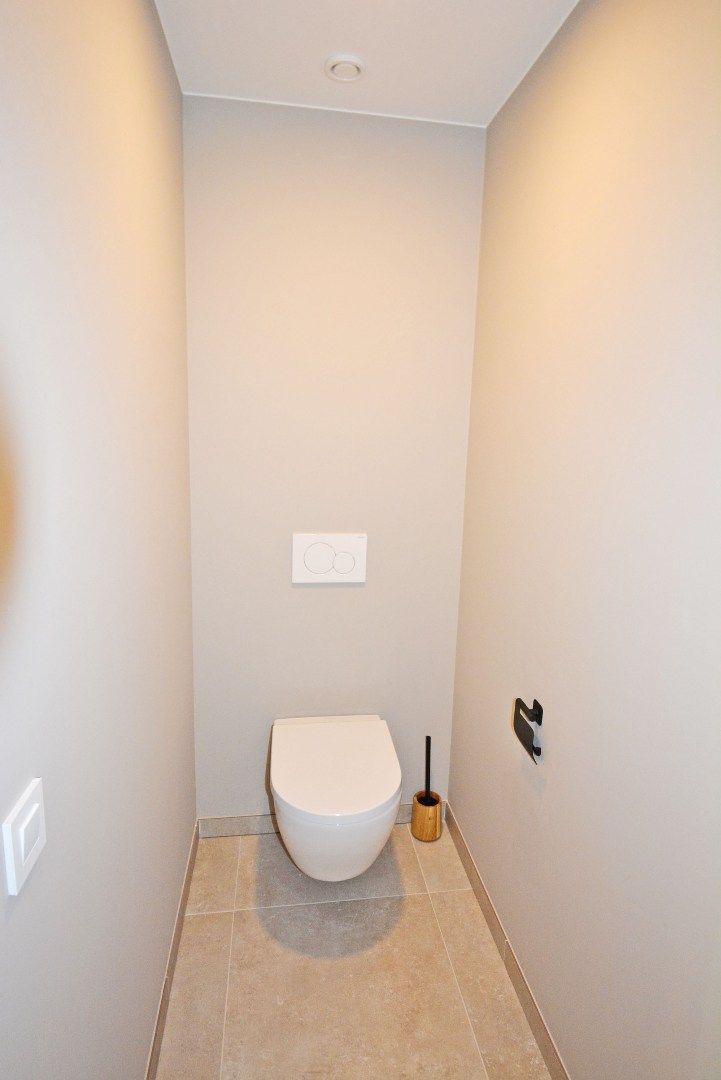 Moderne en uiterst energie zuinige woning met 3 slaapkamers. foto 15