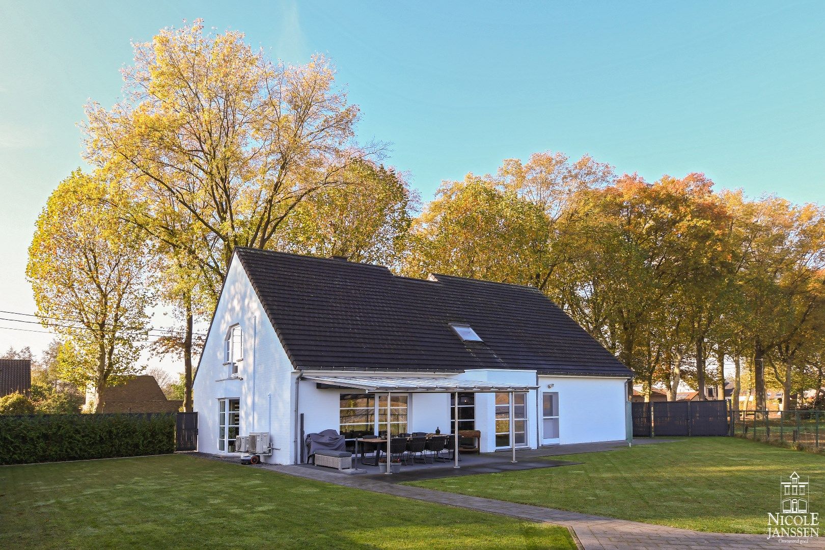 Instapklare gezinswoning gelegen op een mooie, rustige locatie  foto 28