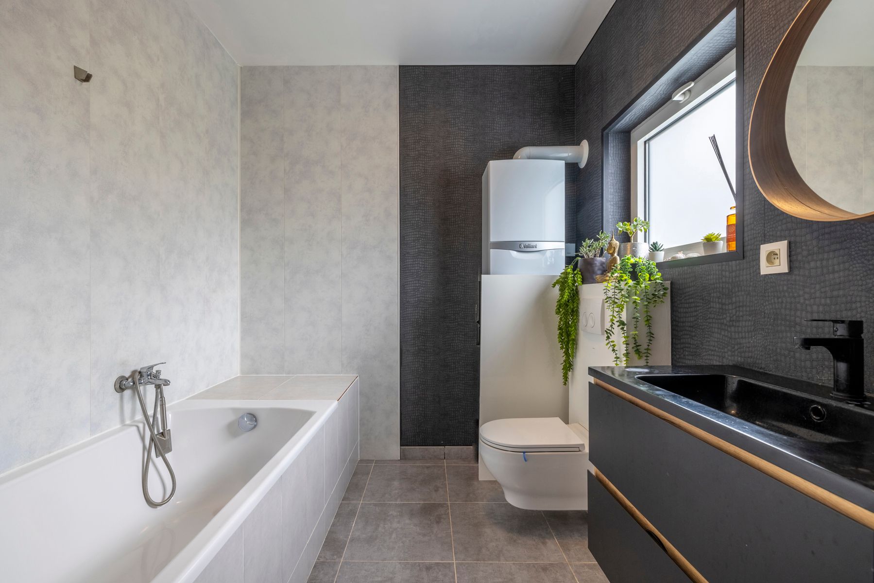 Instapklare woning met 4 slaapkamers en aangename tuin! foto 10