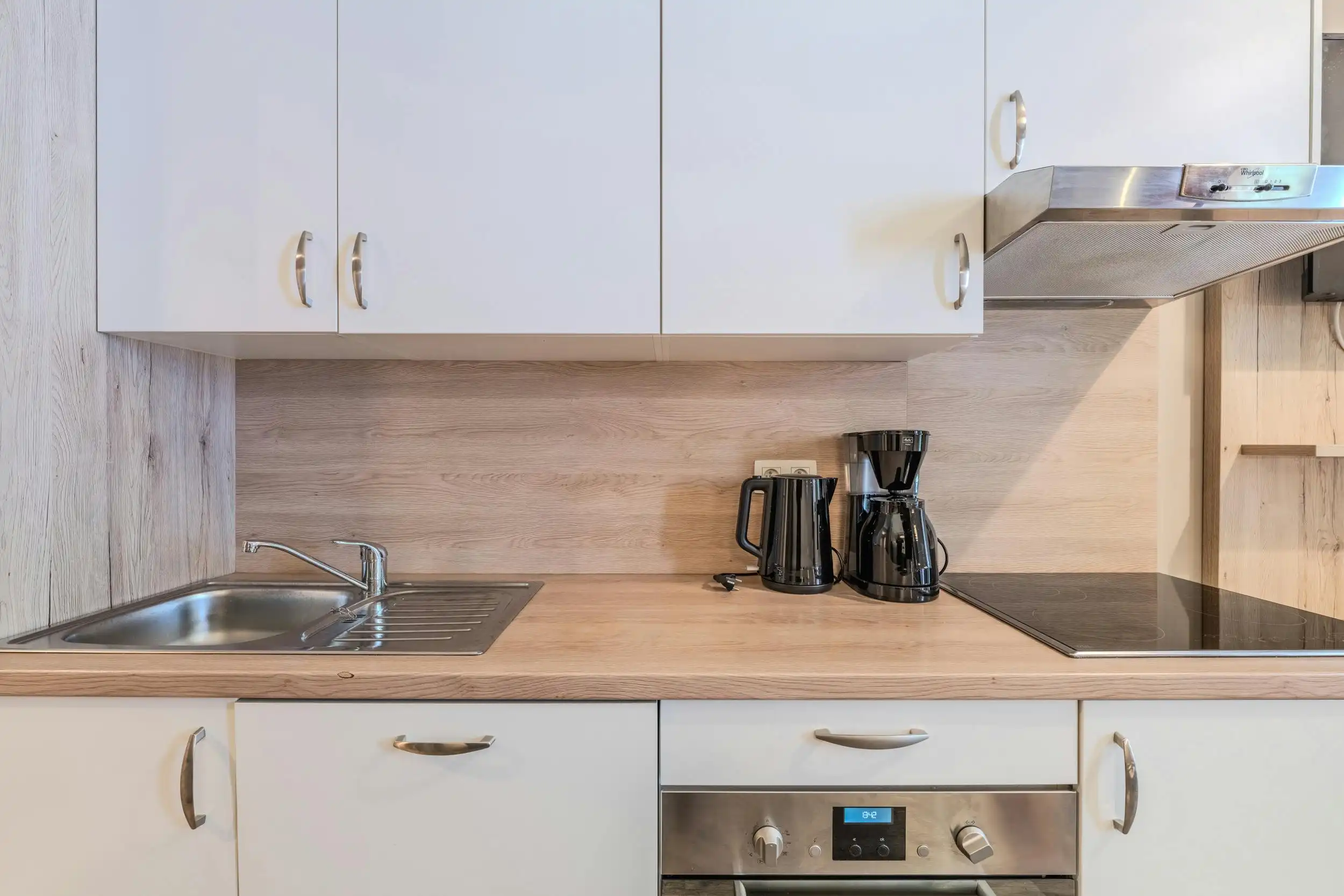 Instapklare studio te koop op een rustig domein te Westende! foto 28