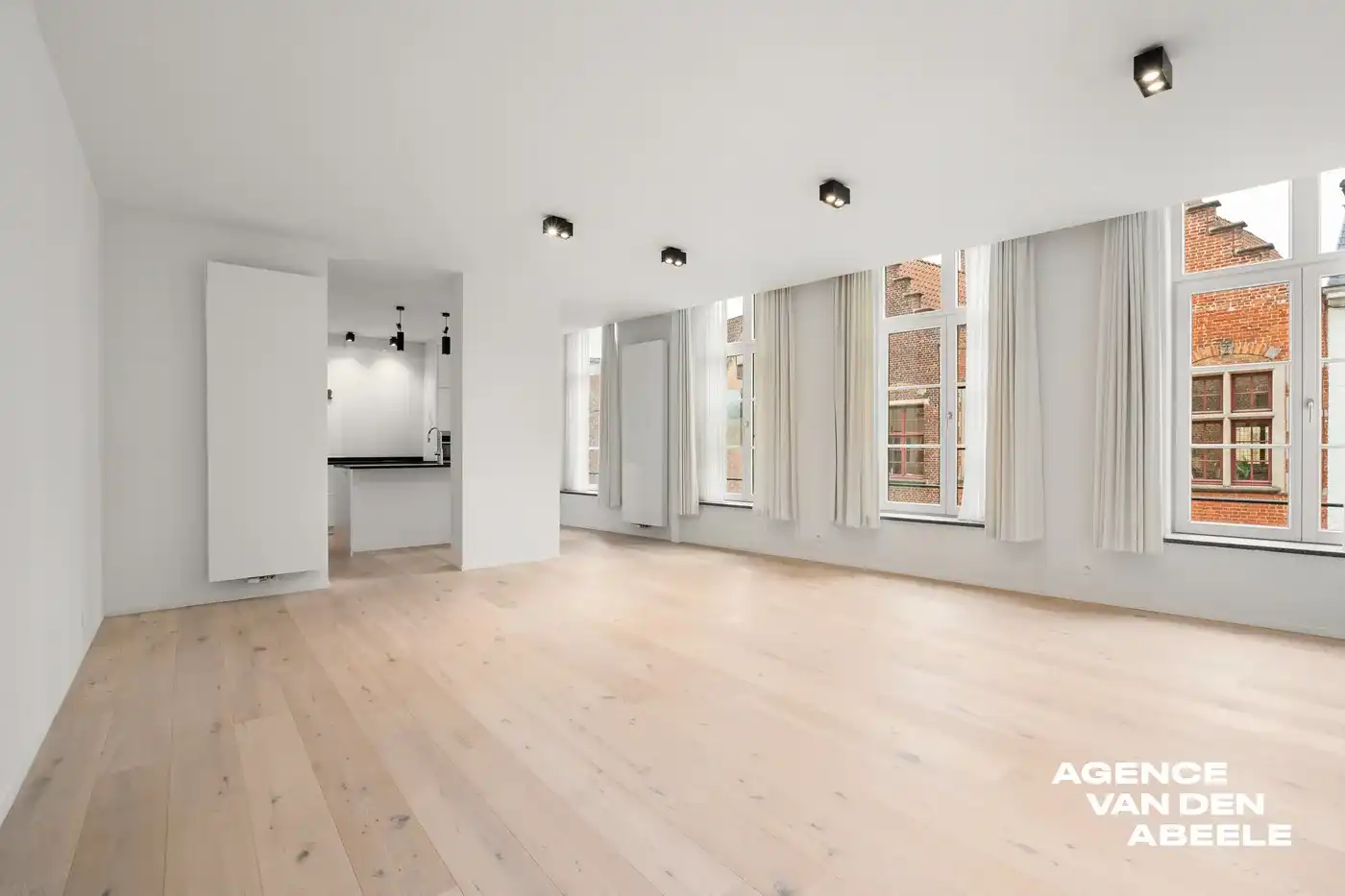 Prachtig high-end afgewerkt appartement met 2 slaapkamers  foto {{pictureIndex}}