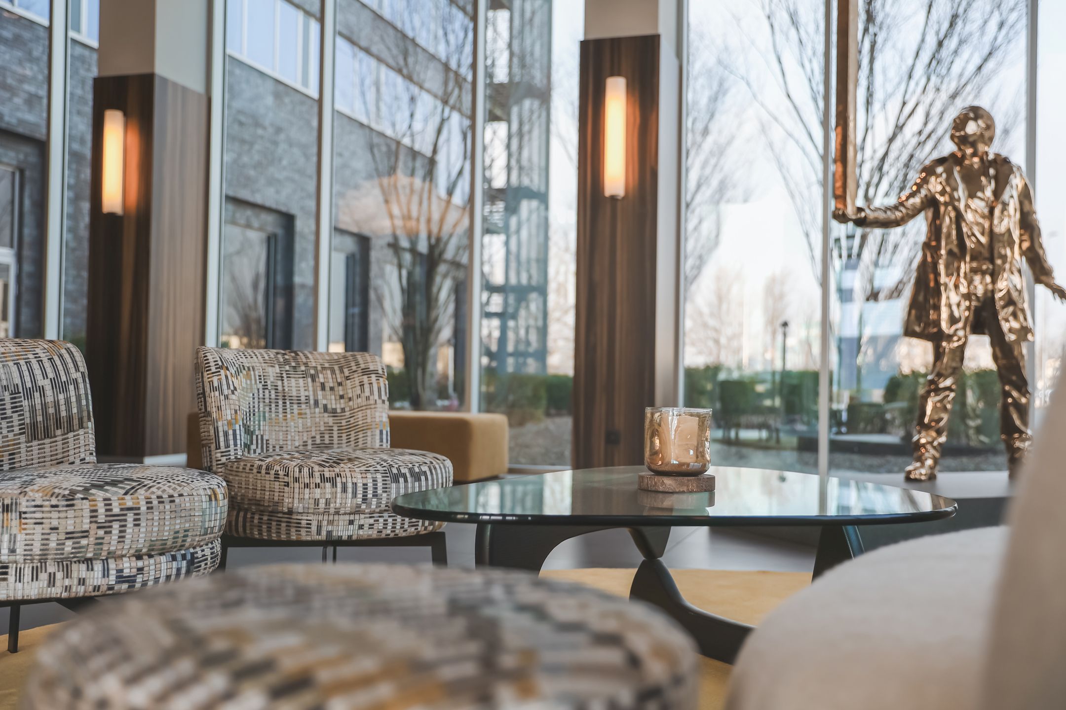 Ruim en Licht Kantoor met Uitzicht op de E313 foto 8