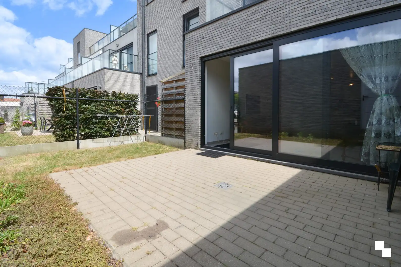Recent, gelijkvloers appartement te Westrozebeke foto 17