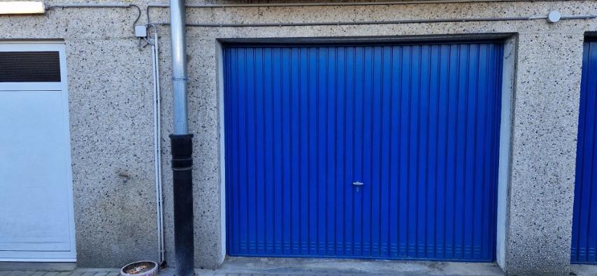 Volledig vernieuwd APPARTEMENT op de 4de verdieping met 2 slaapkamers, ondergrondse kelder en garage in het hoofdgebouw foto 35