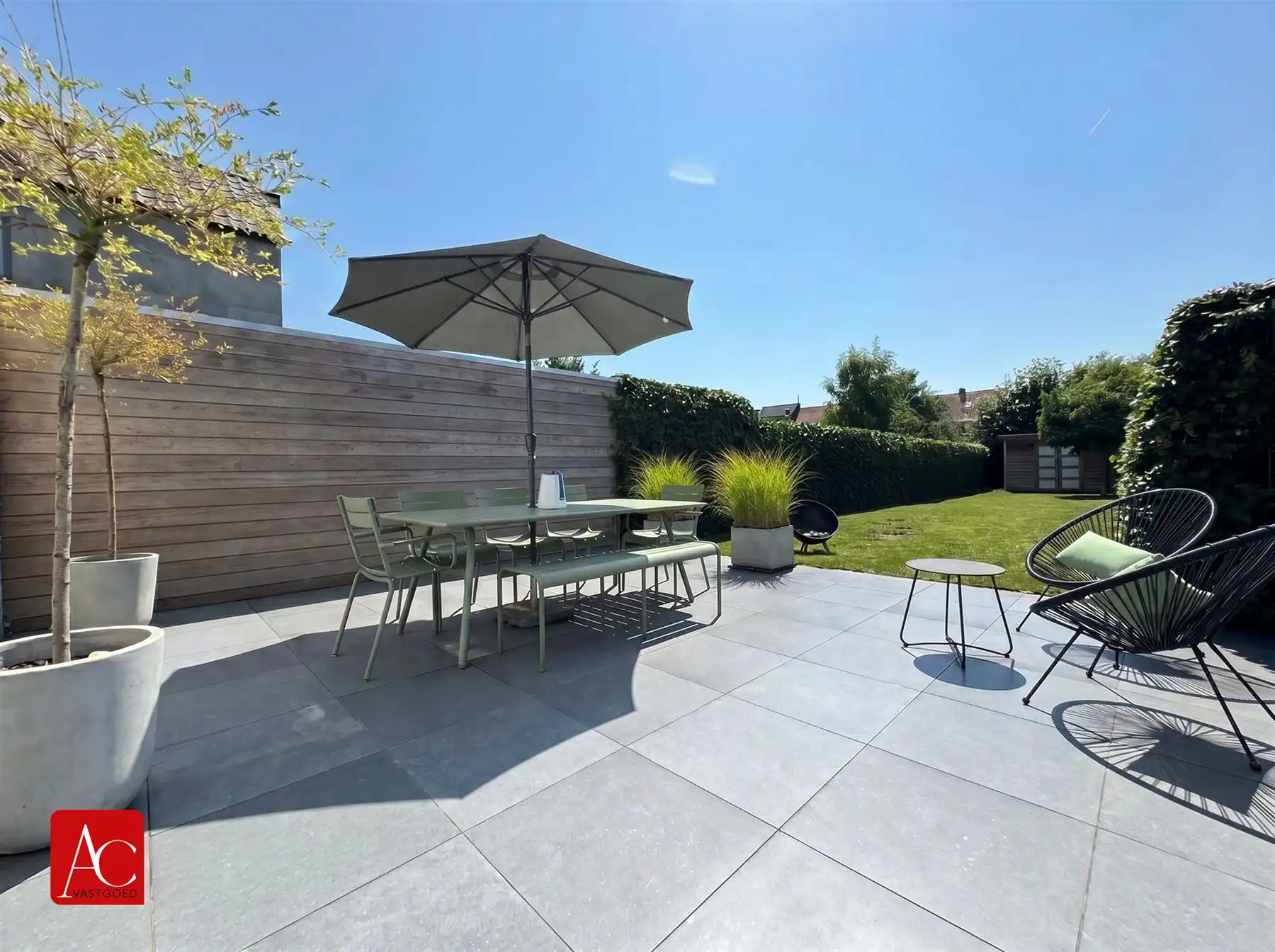 Instapklare woning met 5 slaapkamers en tuin foto 18
