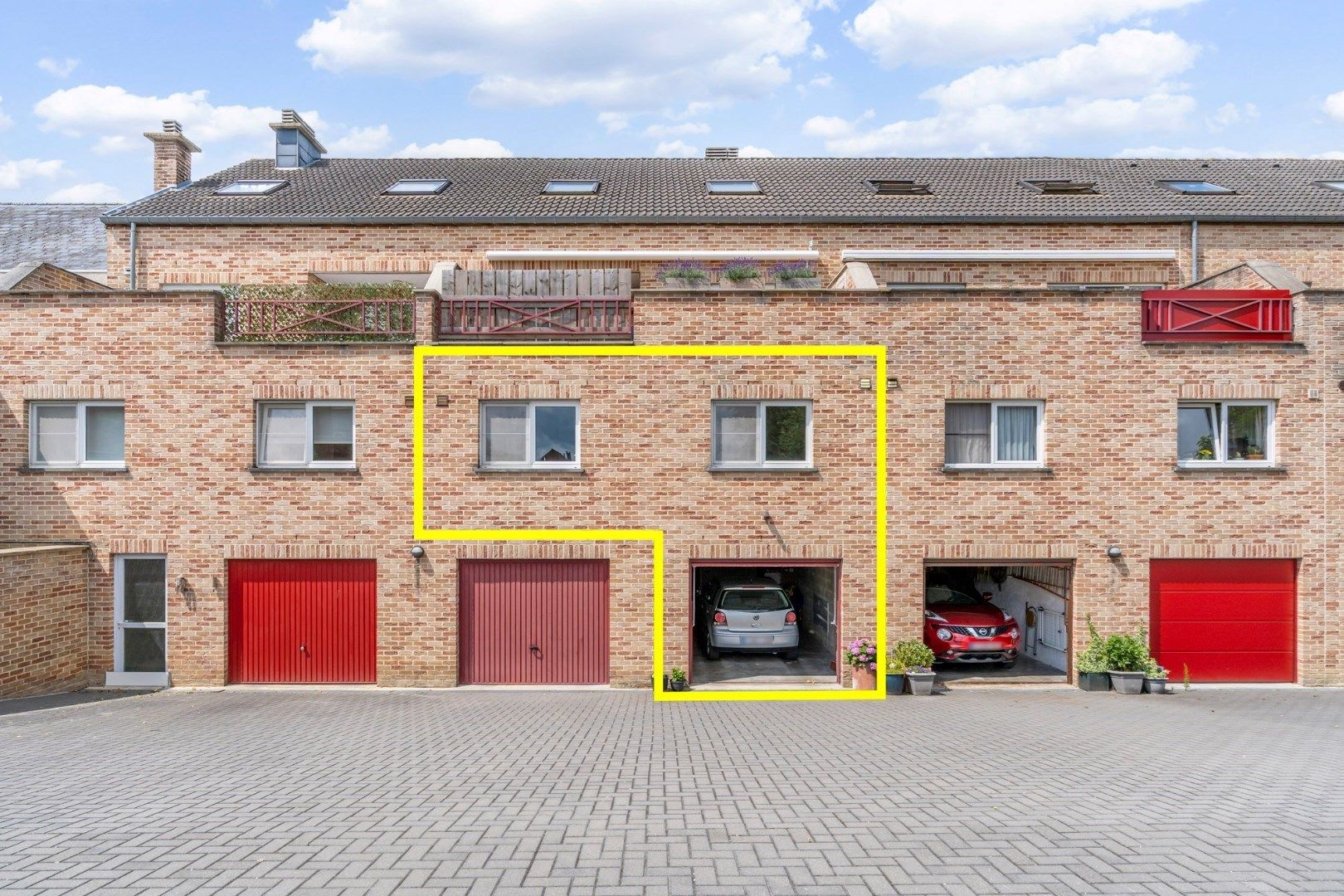 Verzorgd, degelijk en betaalbaar appartement met ruime kelder en inpandige garage foto 23